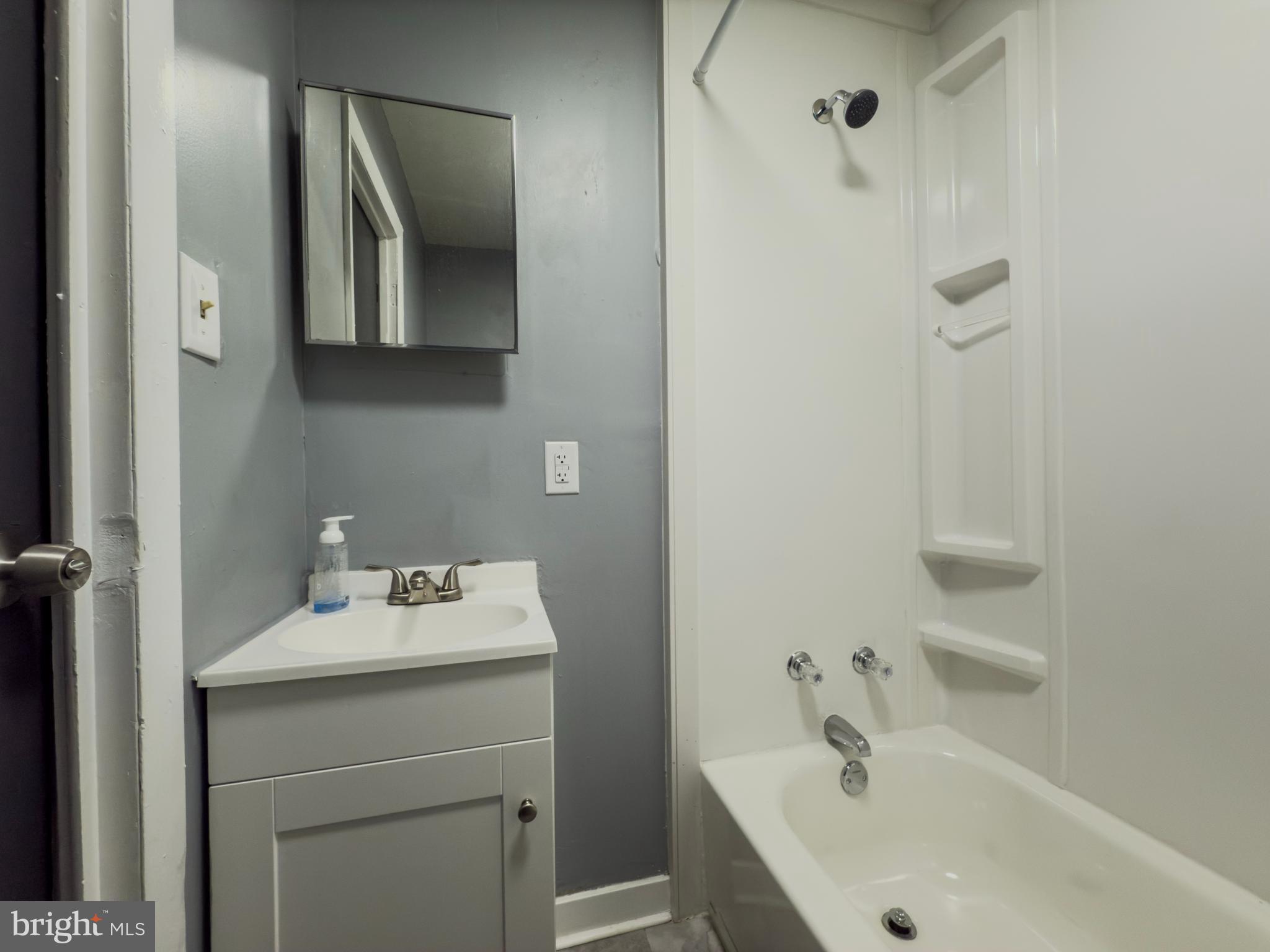 BELMONT - Residential Lease