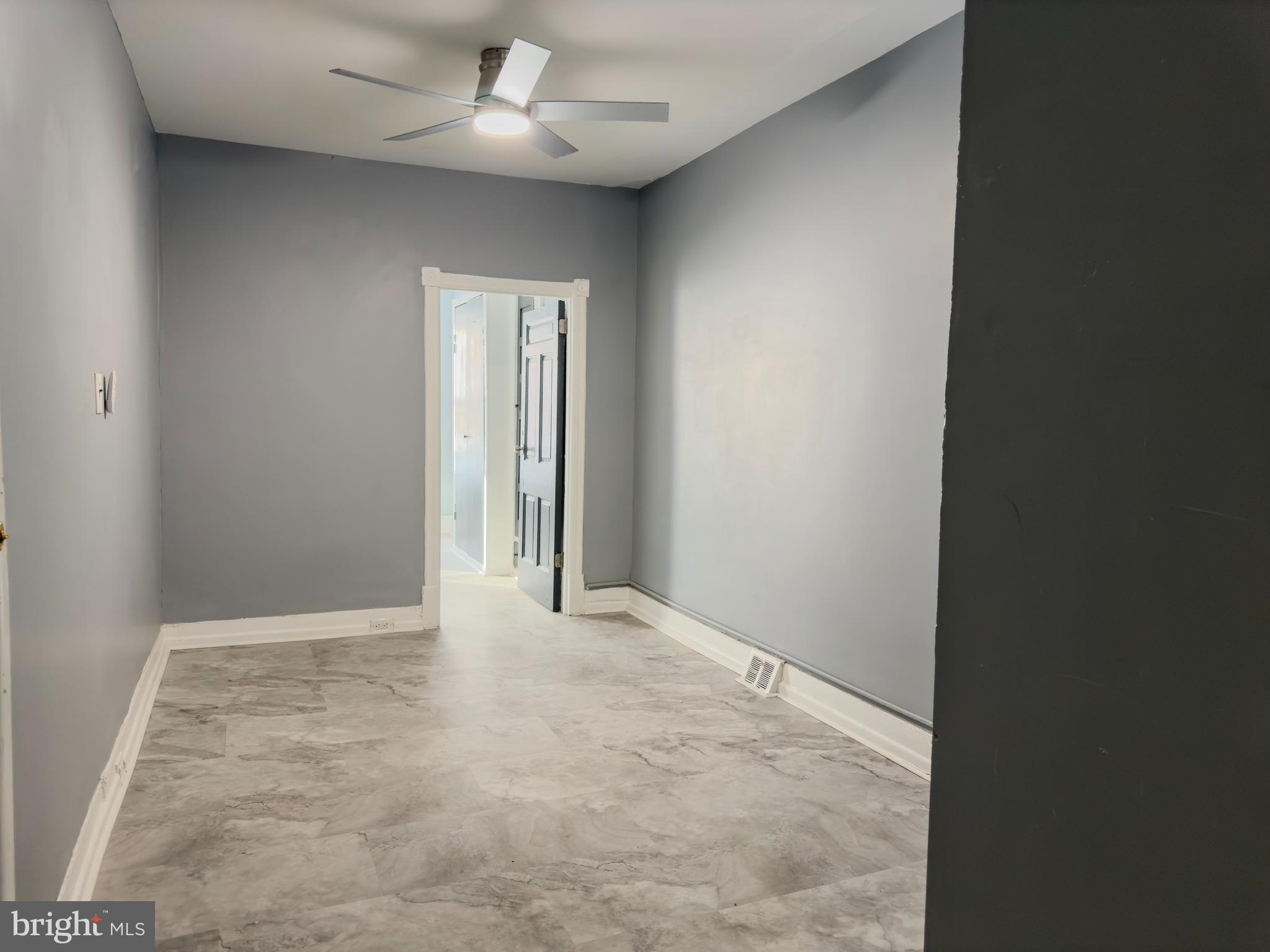 BELMONT - Residential Lease