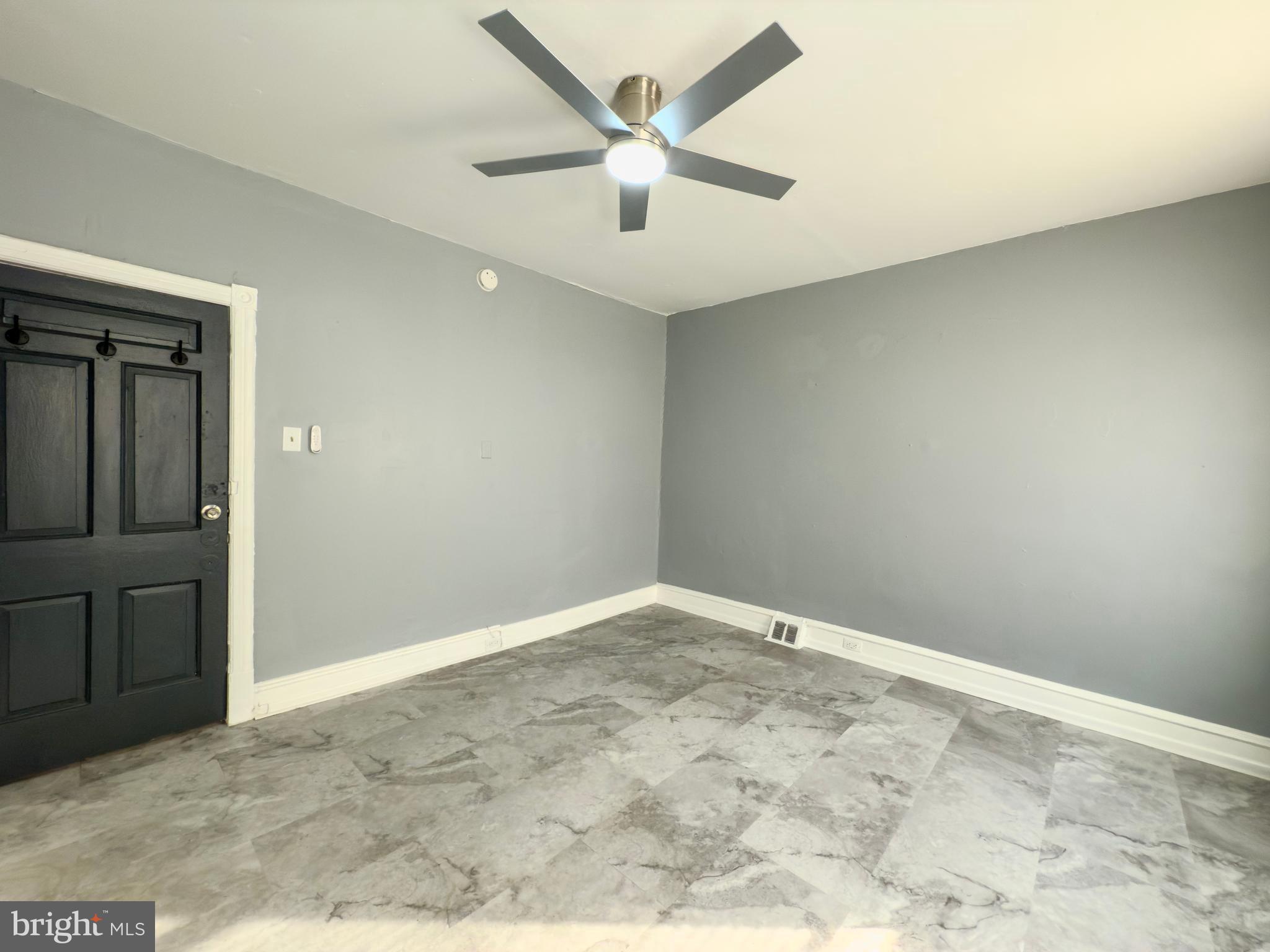 BELMONT - Residential Lease