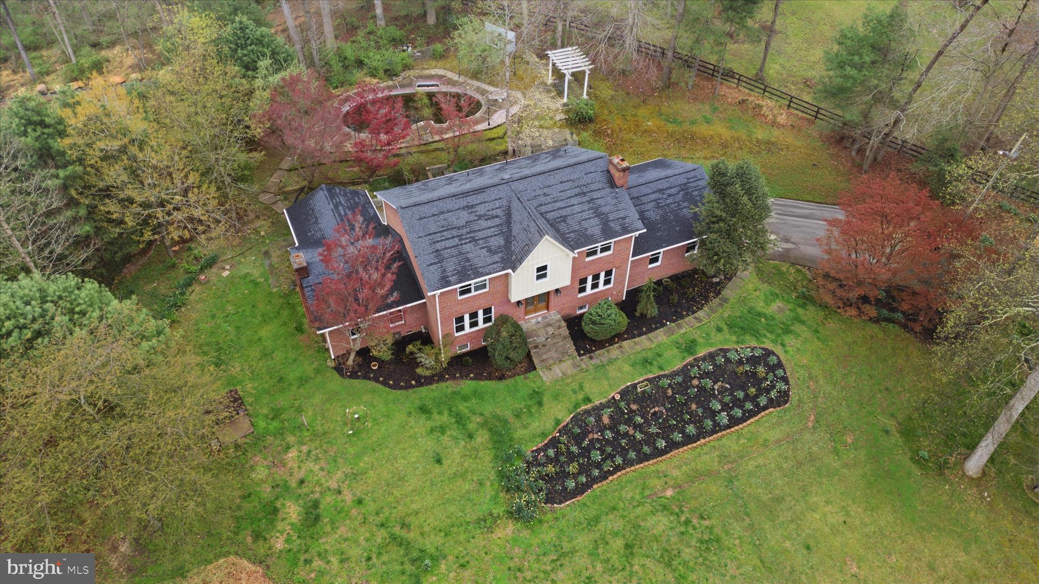 NOBLE ESTATES - Residential