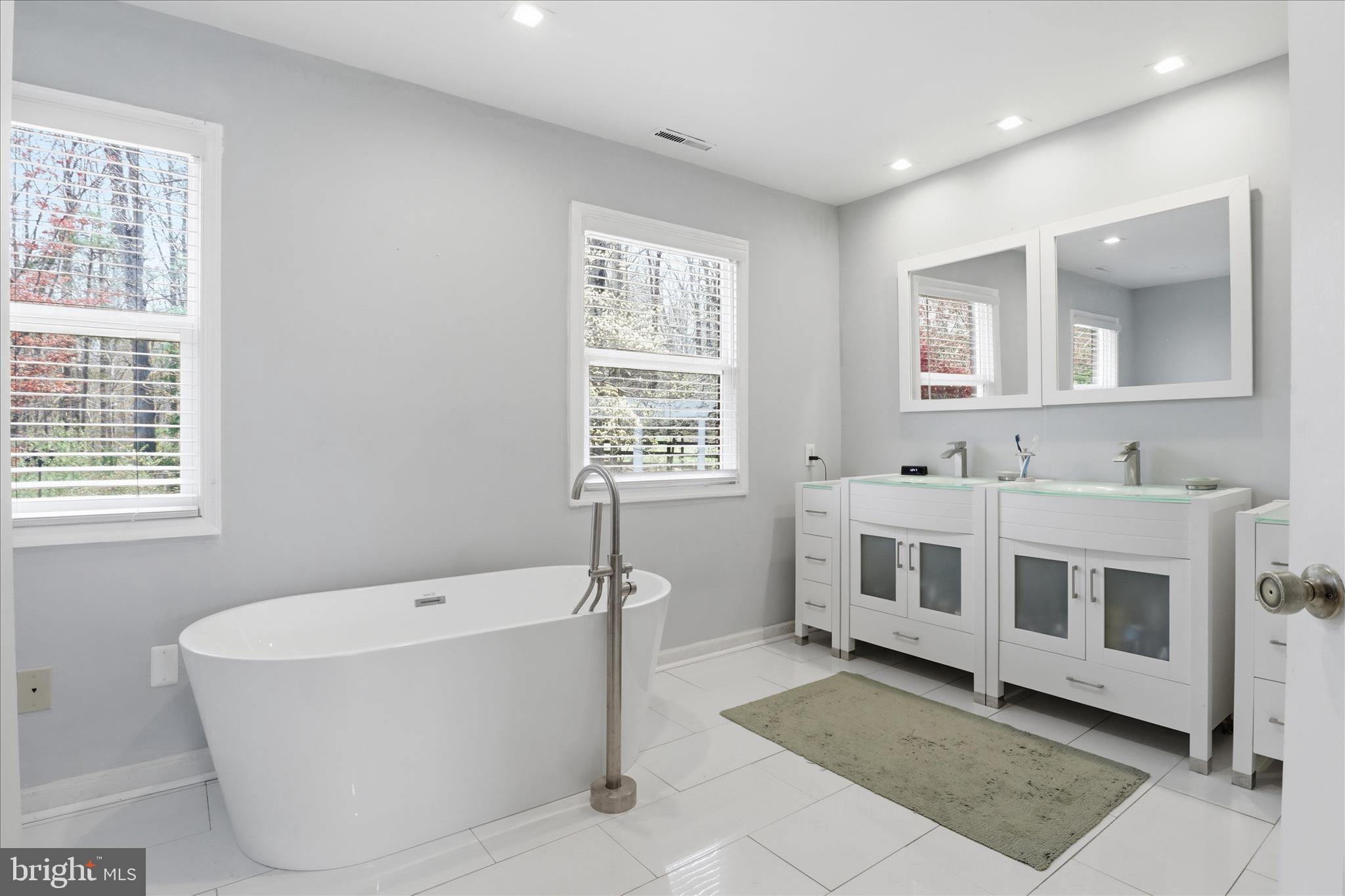 NOBLE ESTATES - Residential