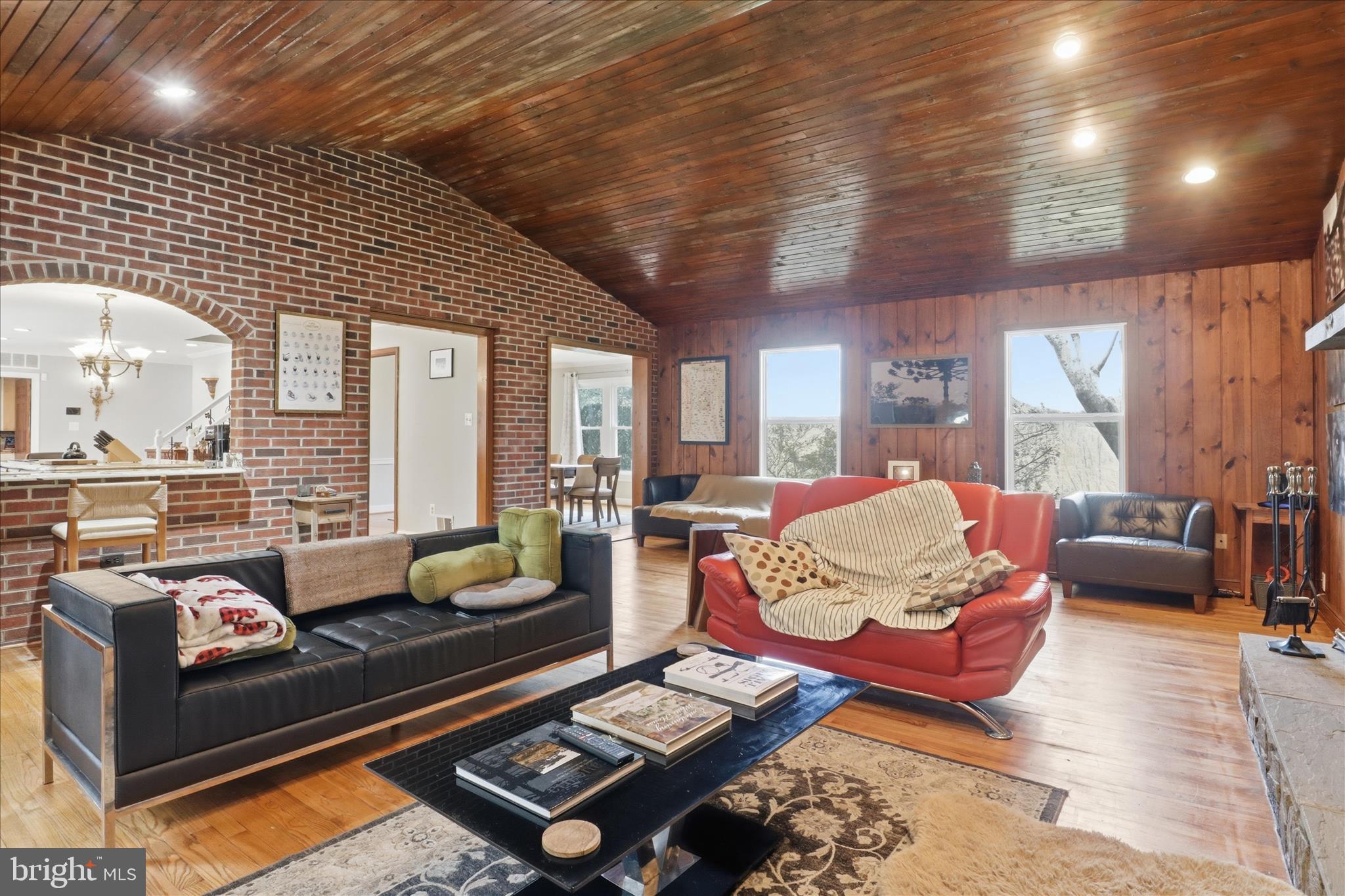 NOBLE ESTATES - Residential