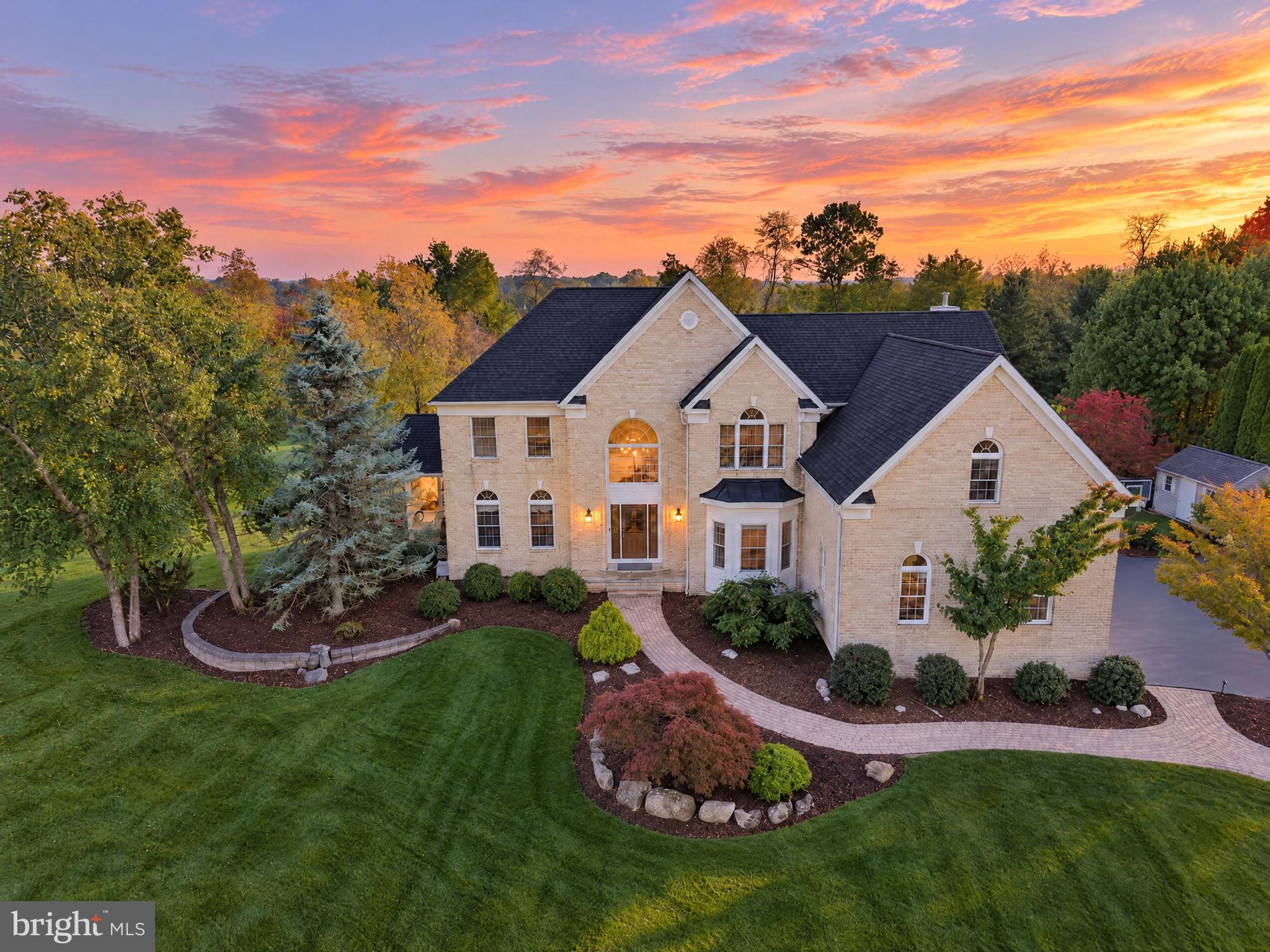 28 NASHAWAY DRIVE