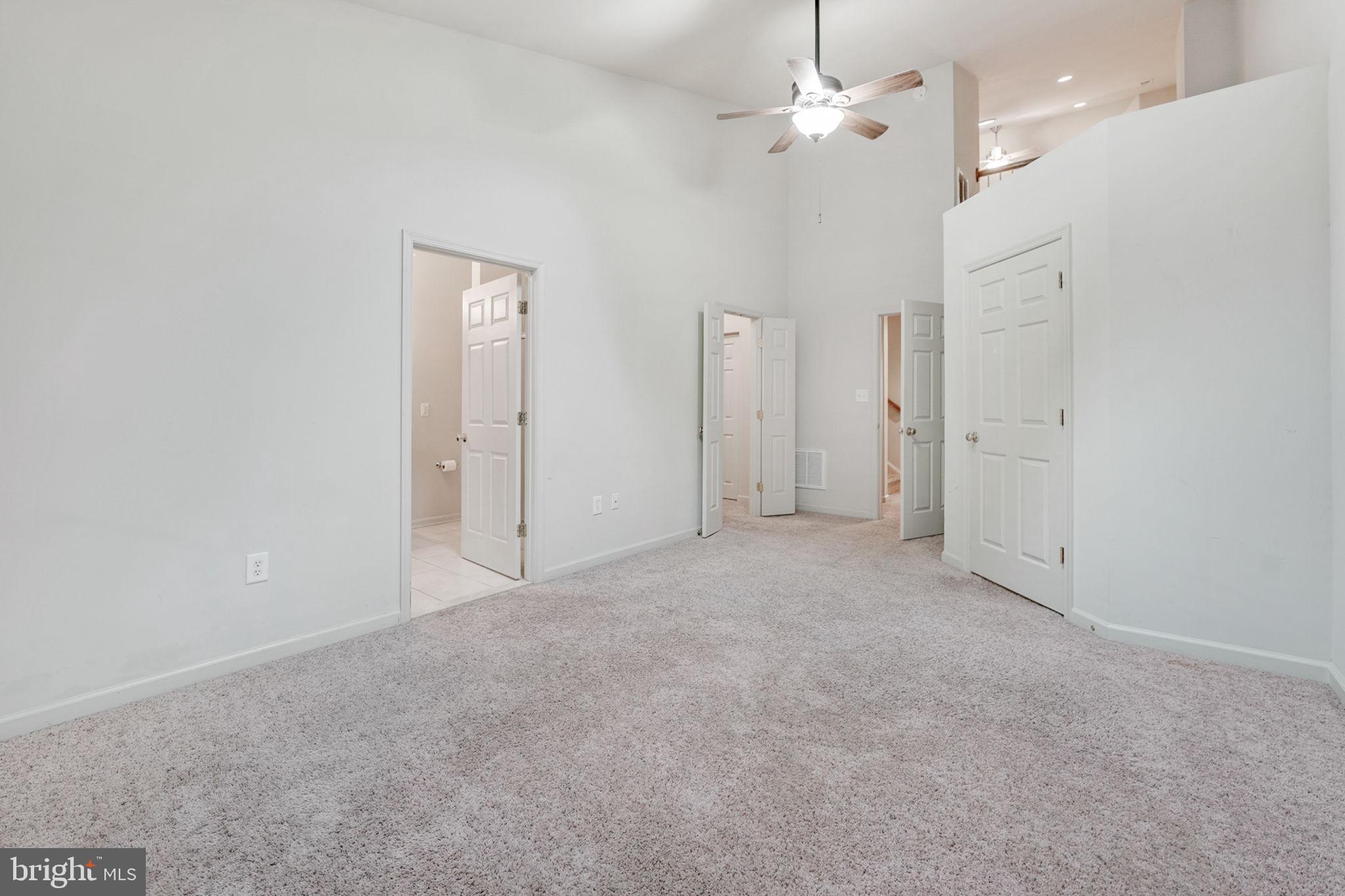 DOWNTOWN FREDERICKSBURG - Residential Lease