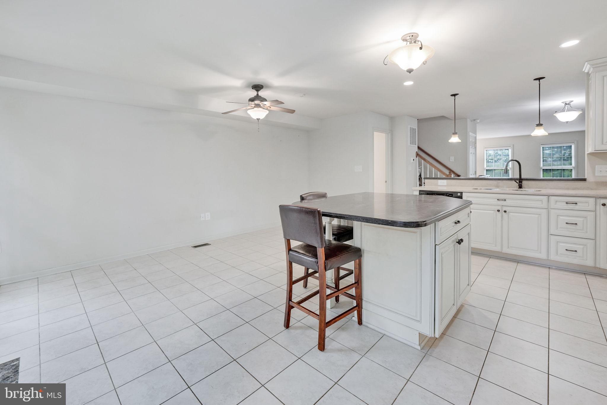 DOWNTOWN FREDERICKSBURG - Residential Lease