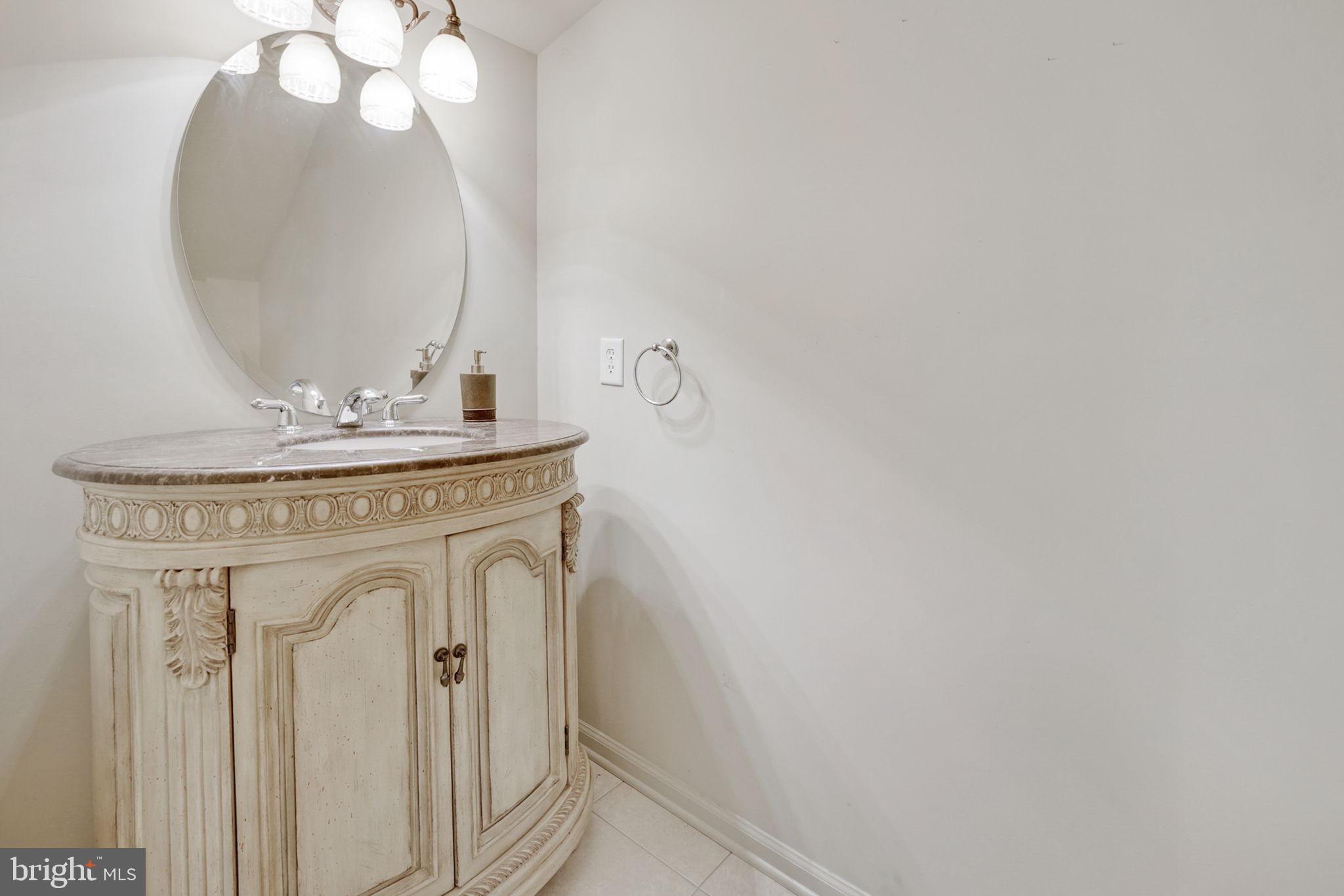 DOWNTOWN FREDERICKSBURG - Residential Lease