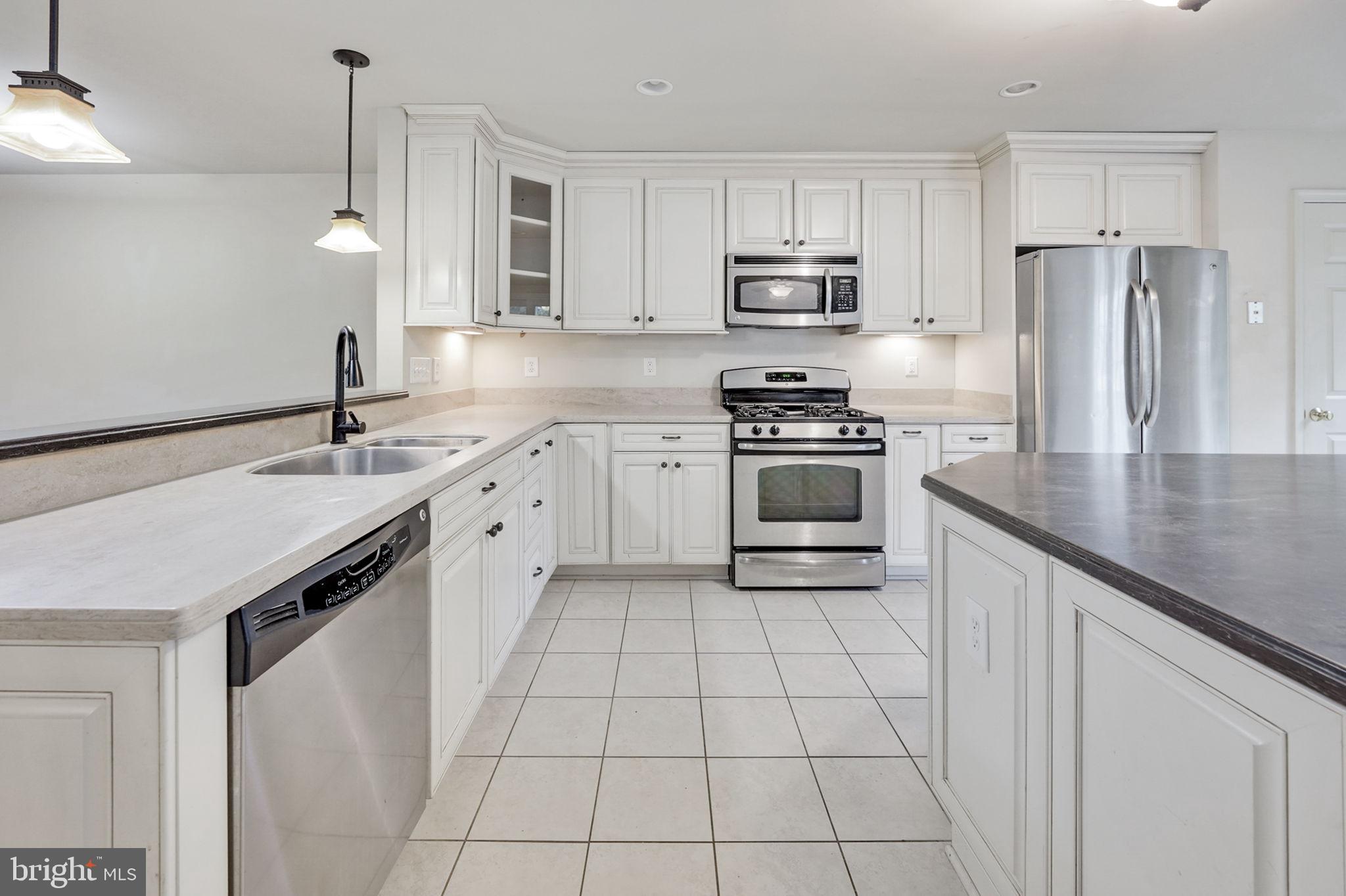 DOWNTOWN FREDERICKSBURG - Residential Lease