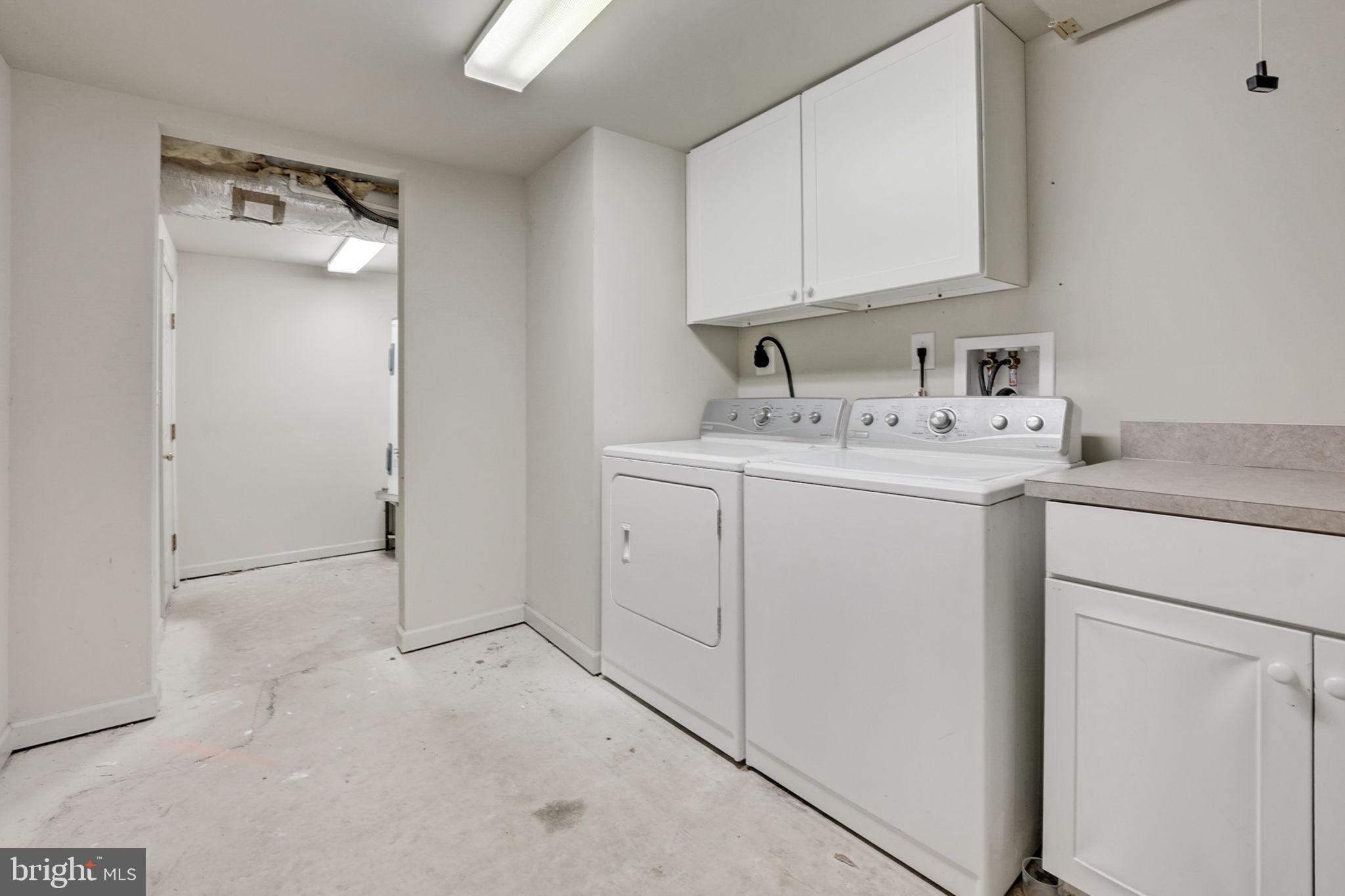 DOWNTOWN FREDERICKSBURG - Residential Lease