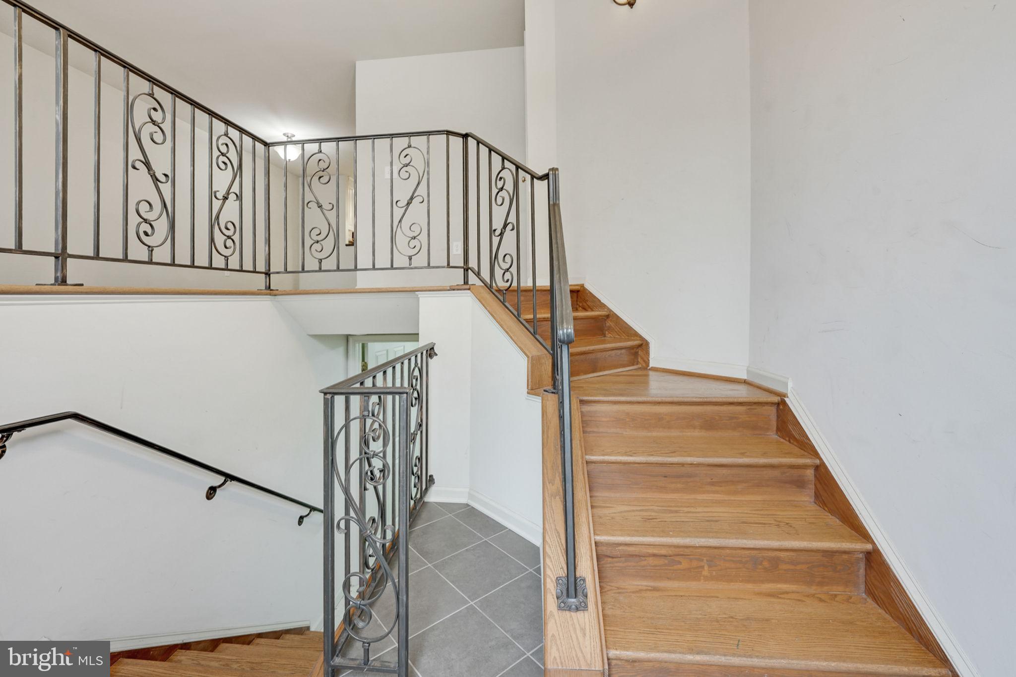 DOWNTOWN FREDERICKSBURG - Residential Lease