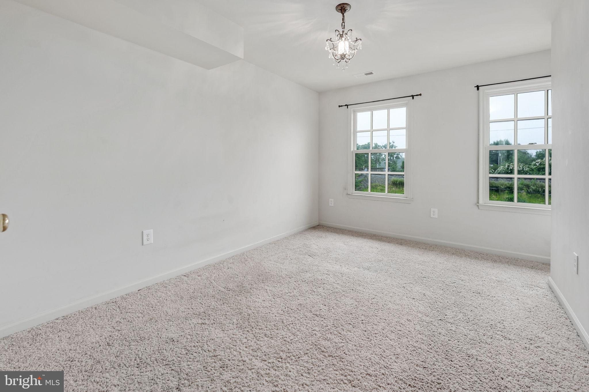 DOWNTOWN FREDERICKSBURG - Residential Lease