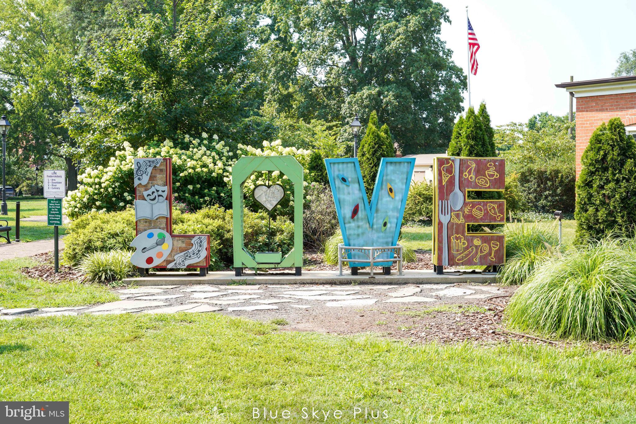 DOWNTOWN FREDERICKSBURG - Residential Lease