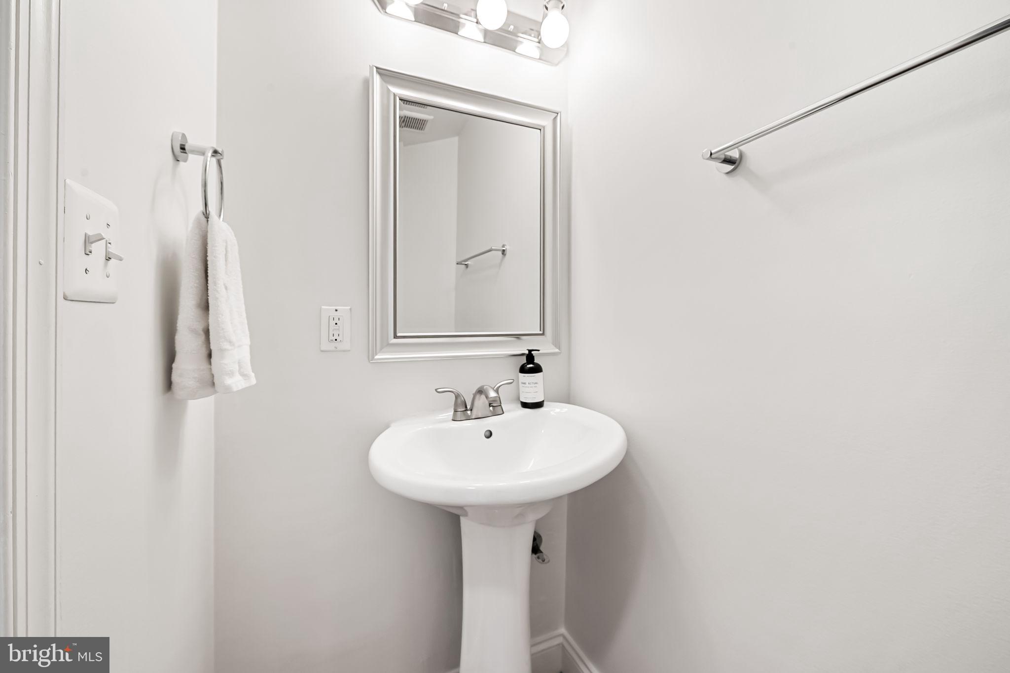 BARCLAY - Residential