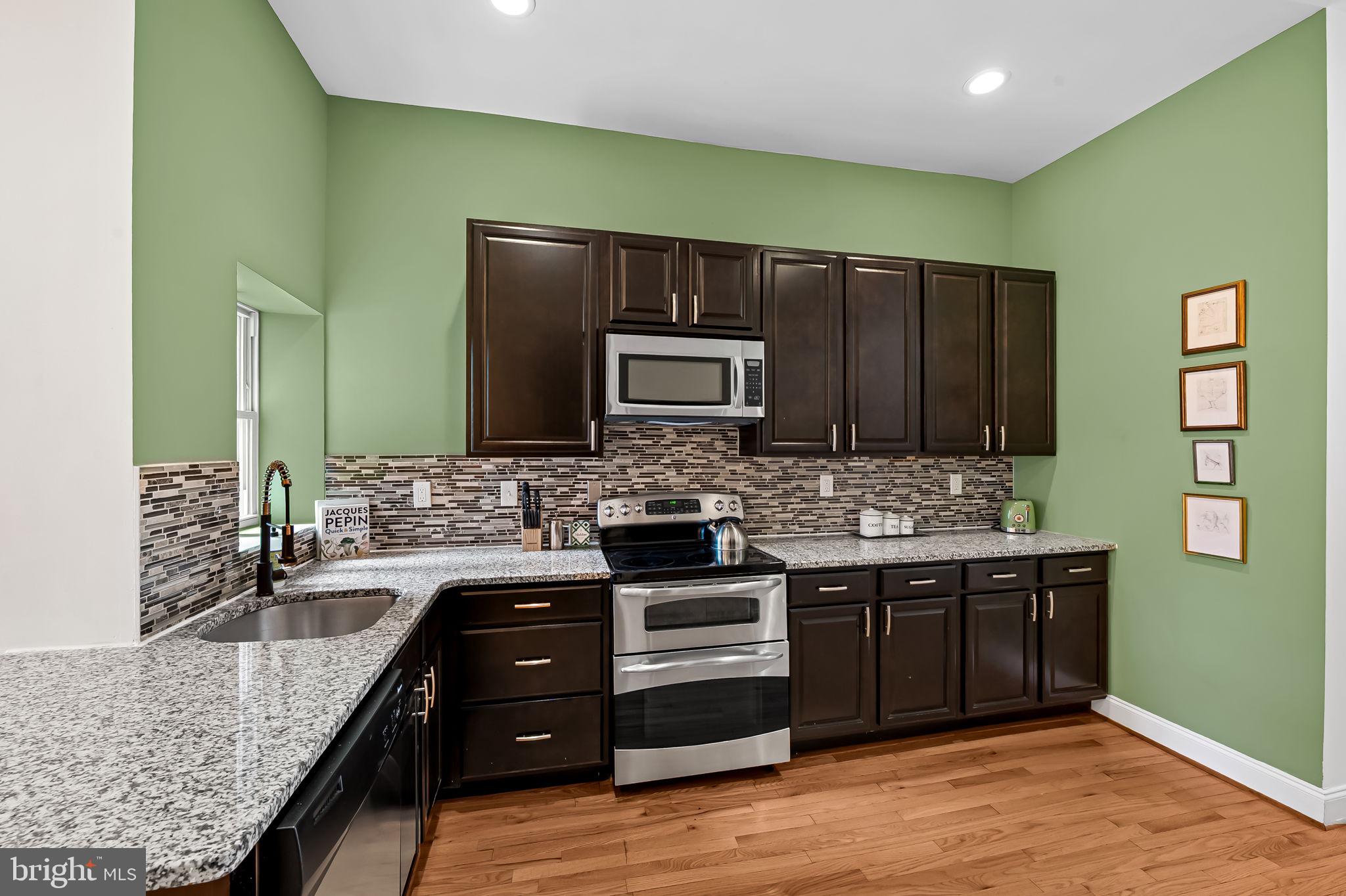 BARCLAY - Residential