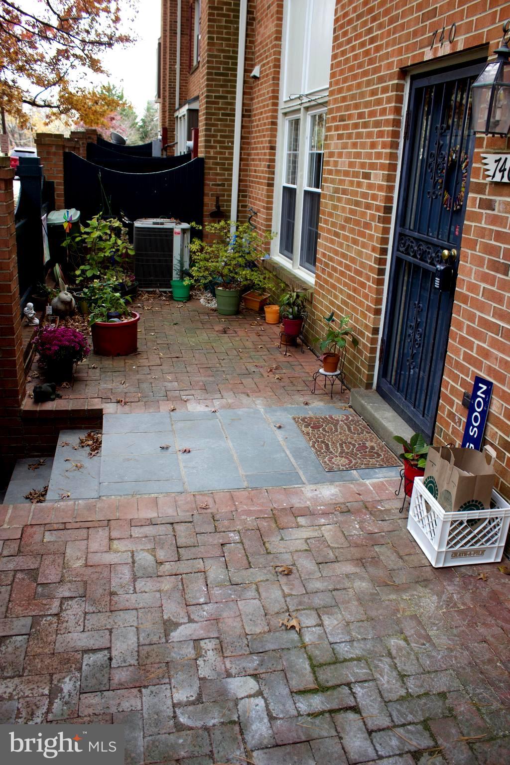 BALLSTON MEWS I - Residential