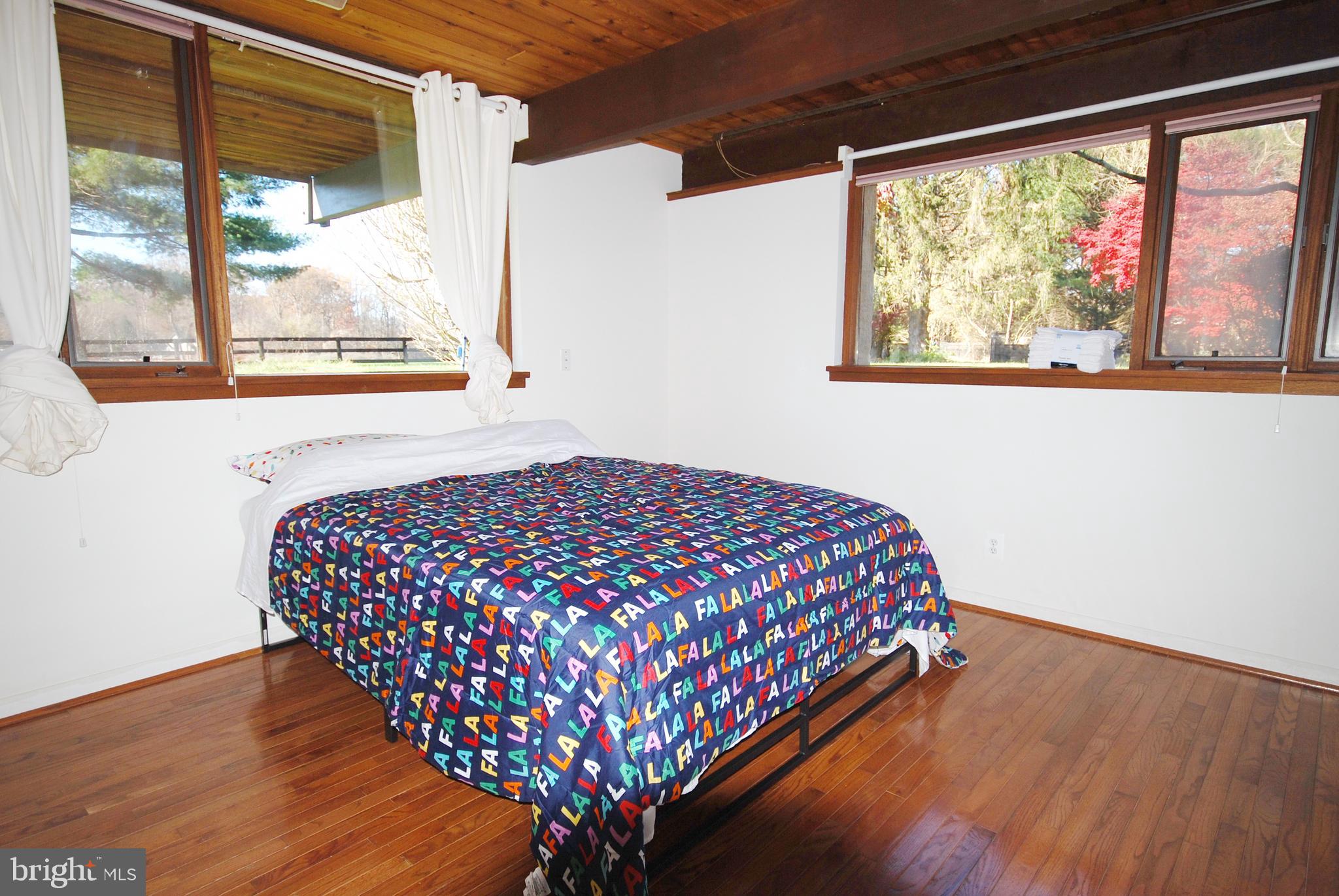 MERRY GO ROUND FARM - Residential