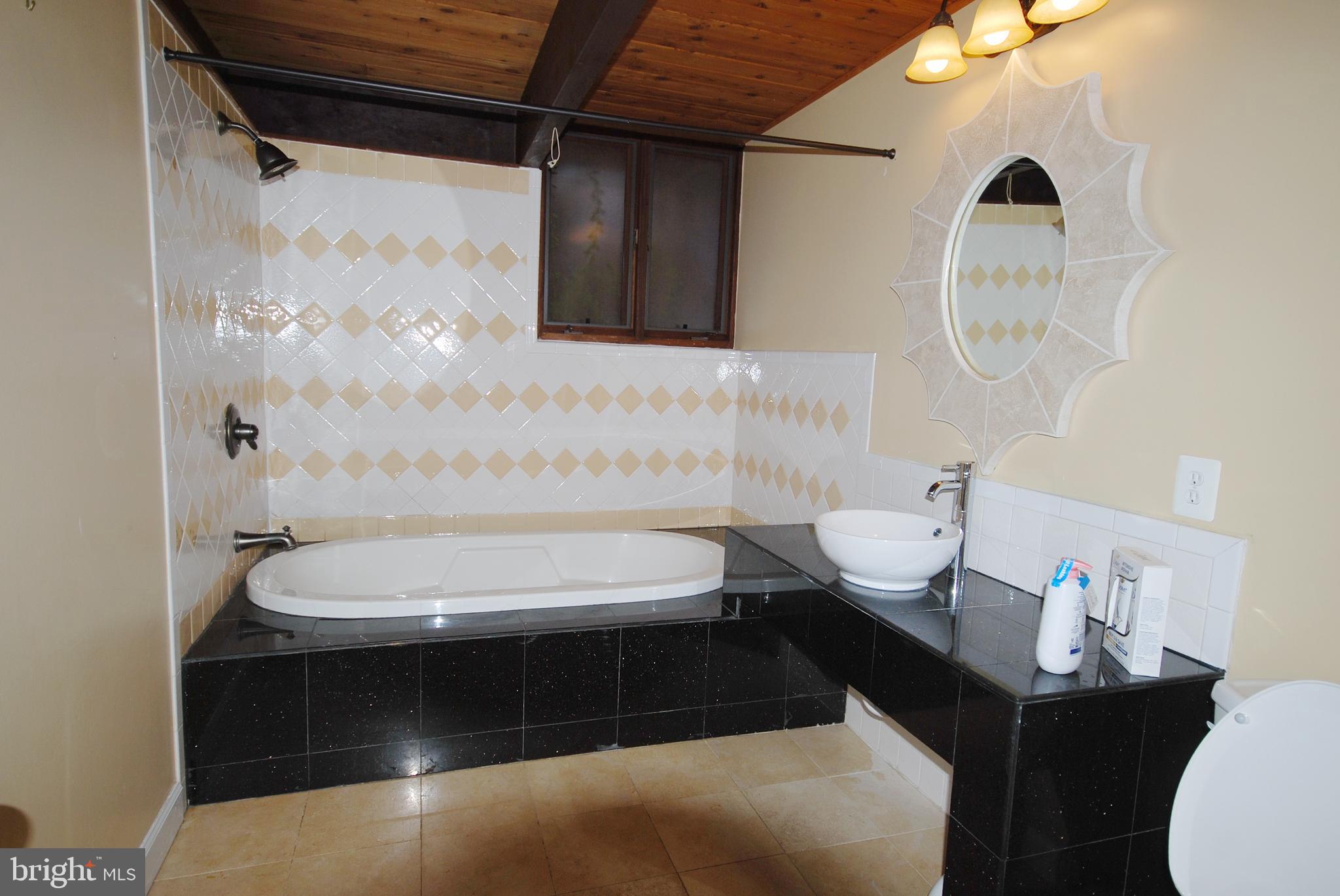 MERRY GO ROUND FARM - Residential