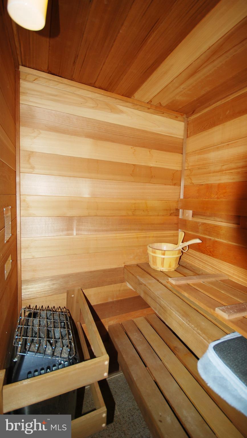 MERRY GO ROUND FARM - Residential