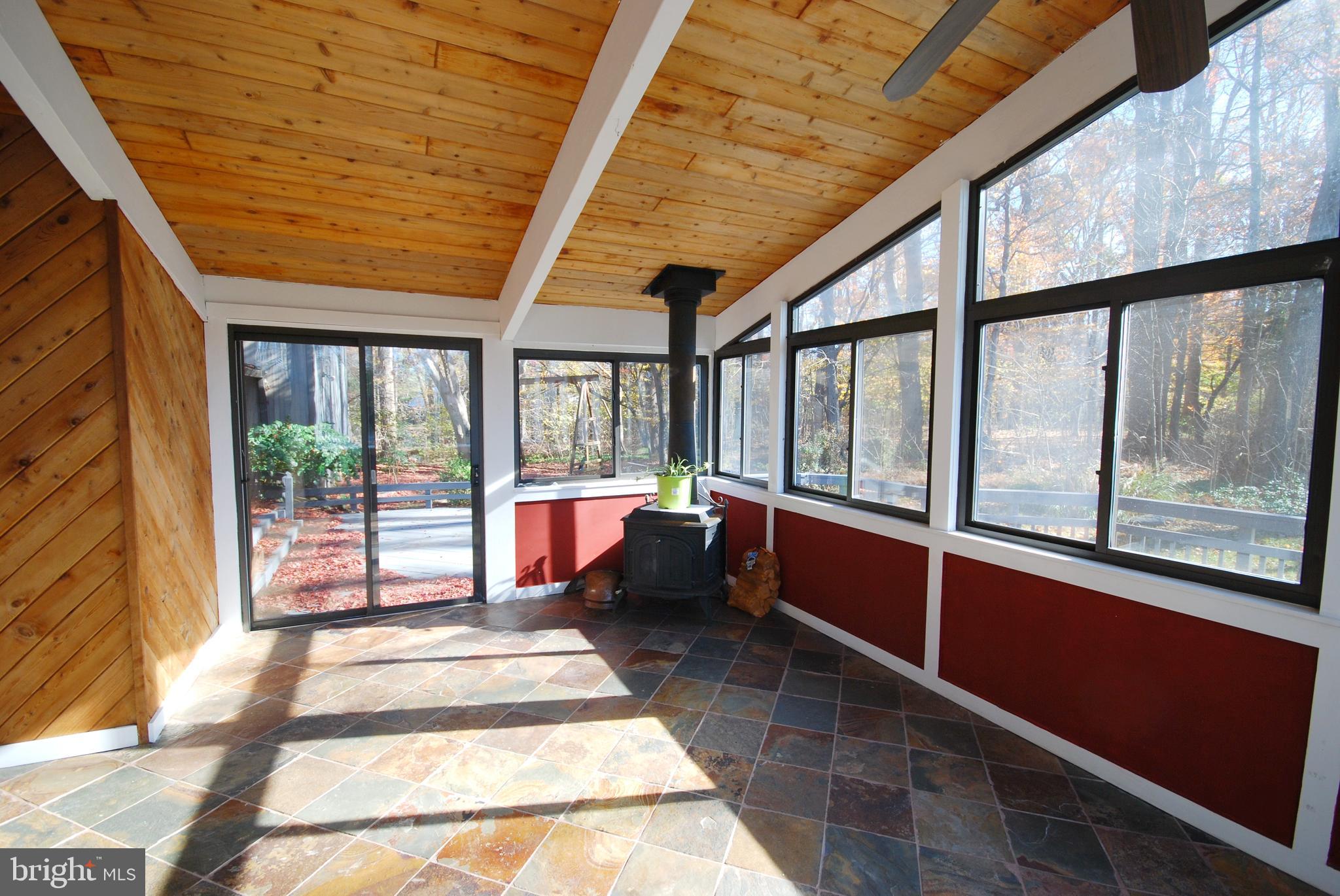 MERRY GO ROUND FARM - Residential