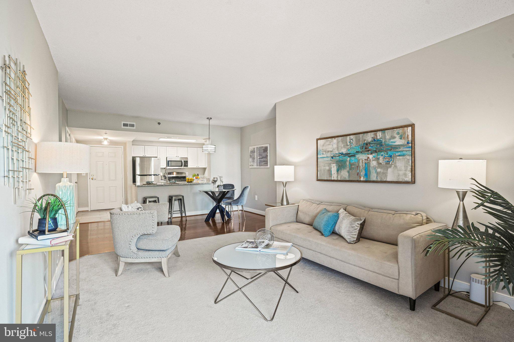 1045 N UTAH STREET 2-608