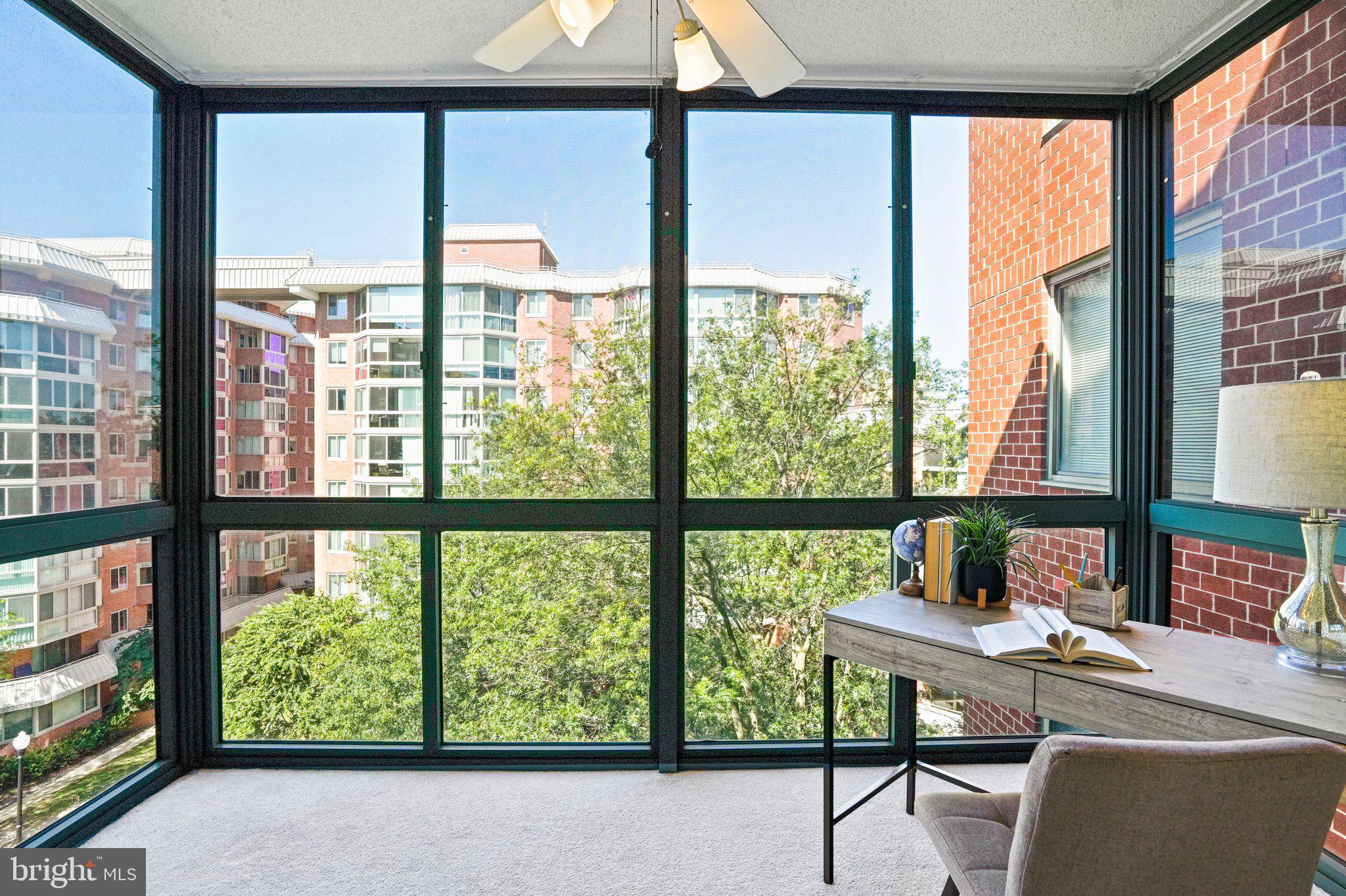 1045 N UTAH STREET 2-608