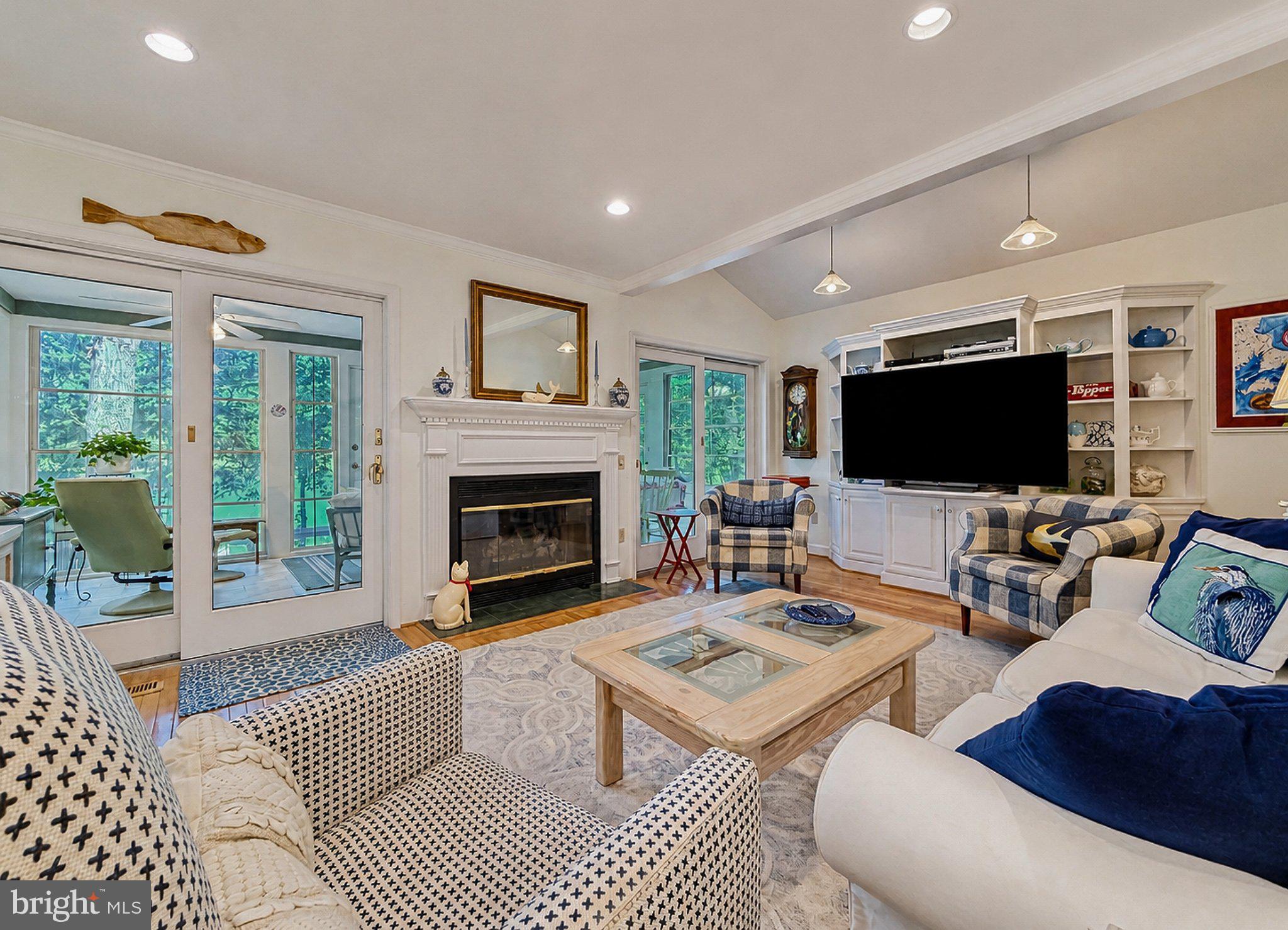 234 HARBOR DRIVE