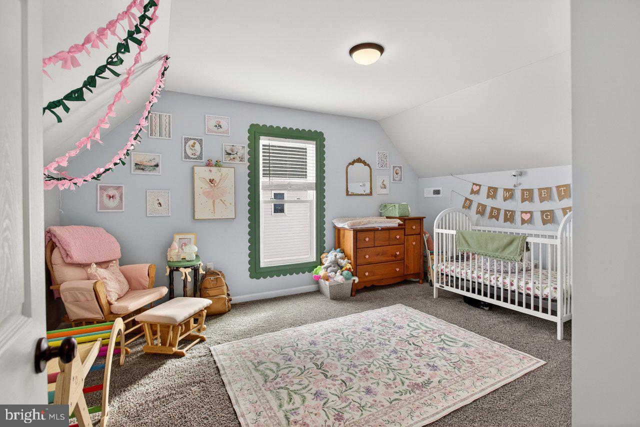 ELKTON - Residential