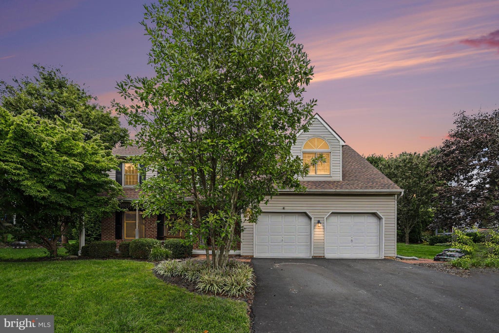 Photo of 157 Kings Gate Drive, LITITZ, PA 17543 (MLS # PALA2095986)