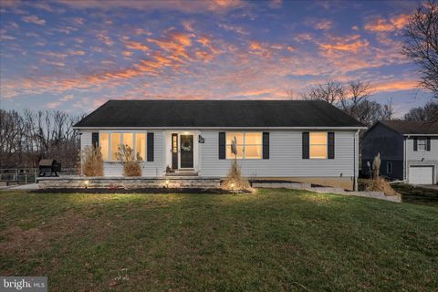 Homes For Sale - 5019 General Branch Court<br/> SHARPSBURG, MD 21782