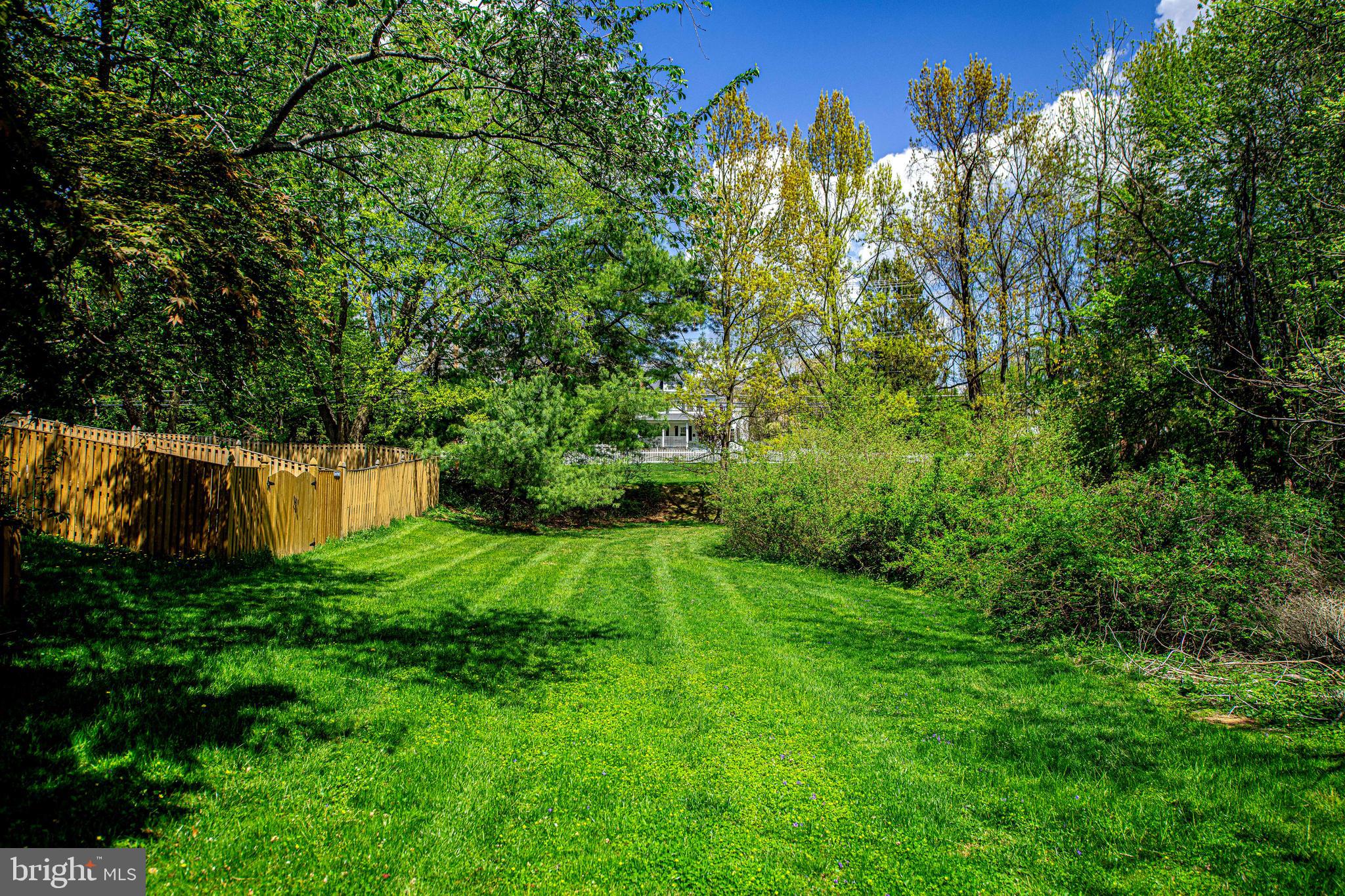 BELLE MANOR - Residential