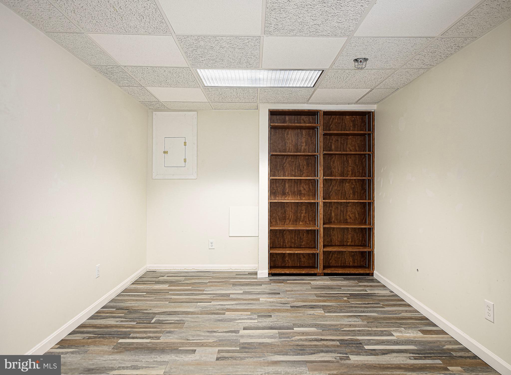 BELLE MANOR - Residential