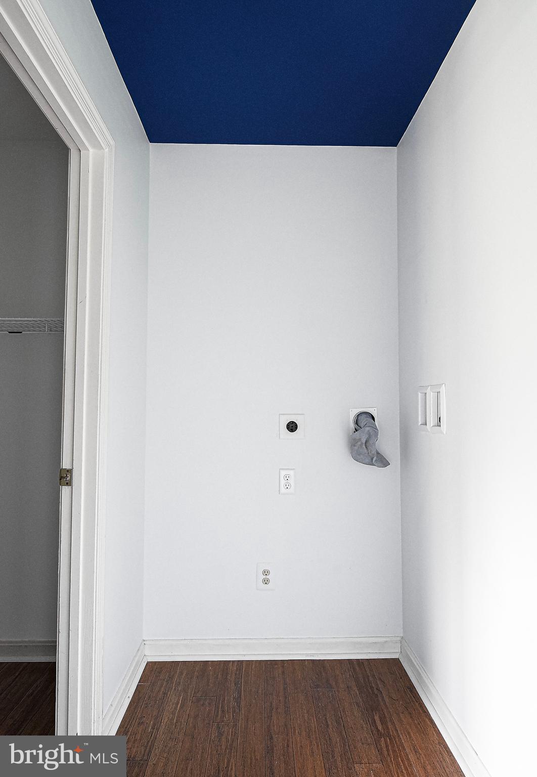 BELLE MANOR - Residential