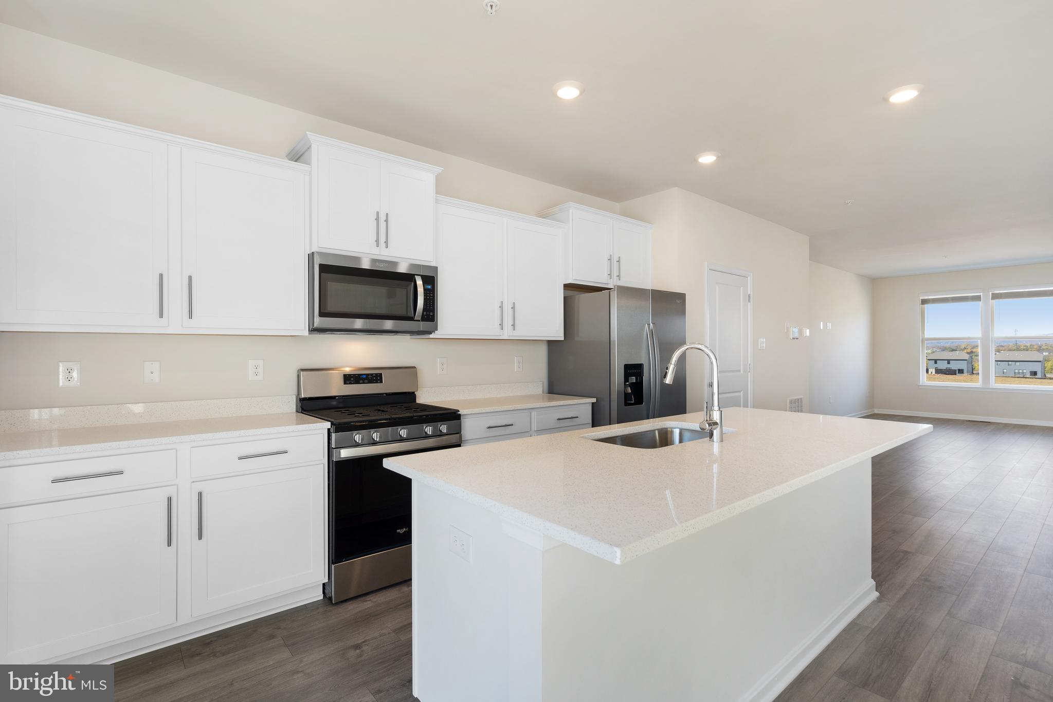 RENN QUARTER - Residential Lease