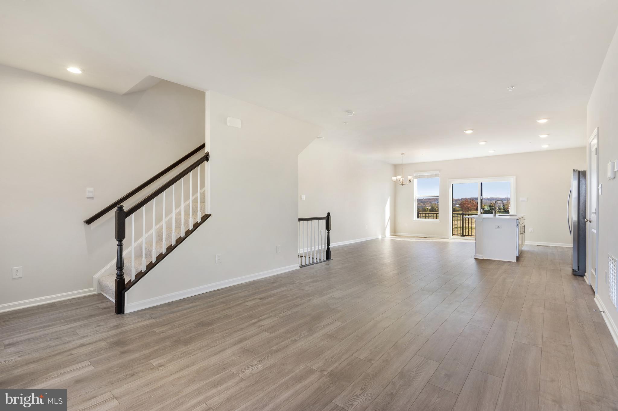 RENN QUARTER - Residential Lease