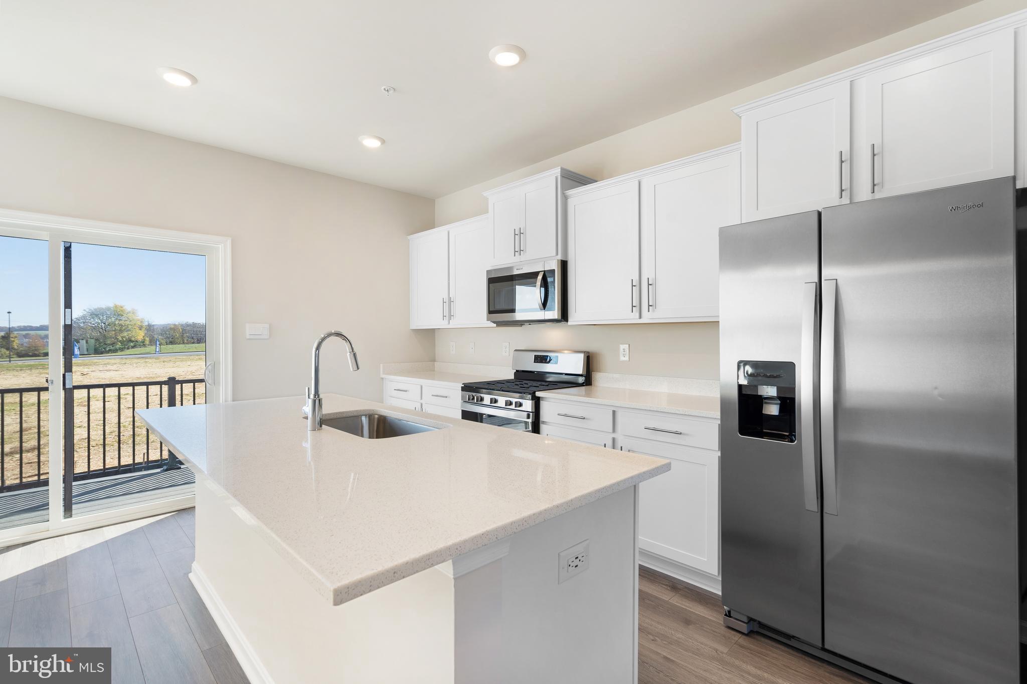 RENN QUARTER - Residential Lease