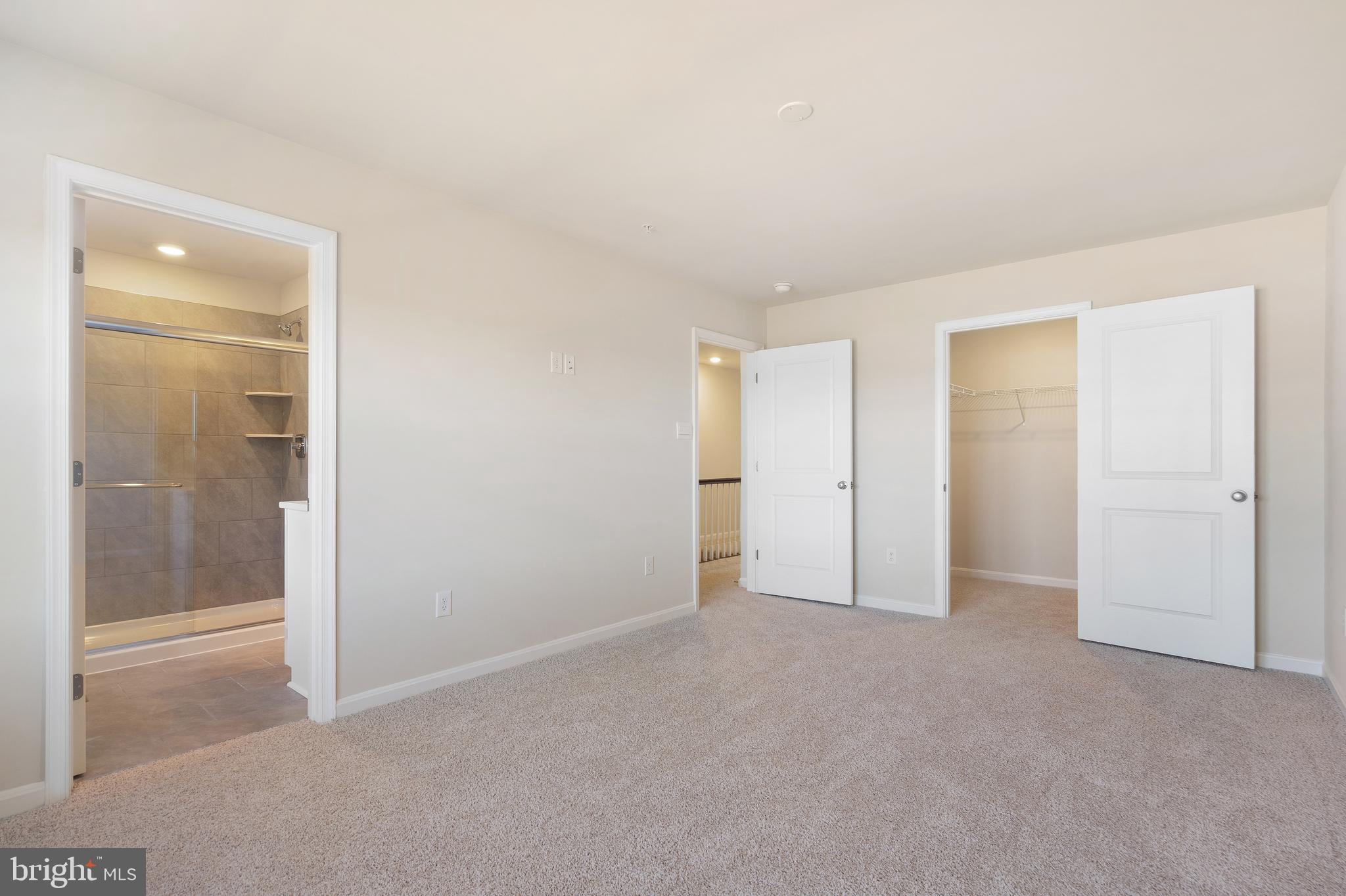 RENN QUARTER - Residential Lease