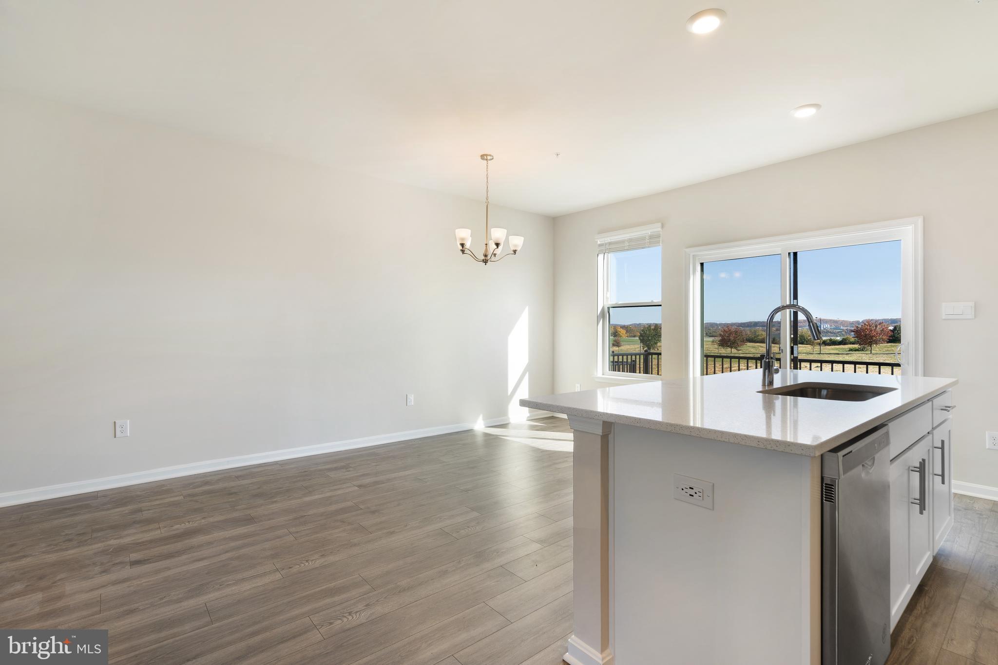 RENN QUARTER - Residential Lease