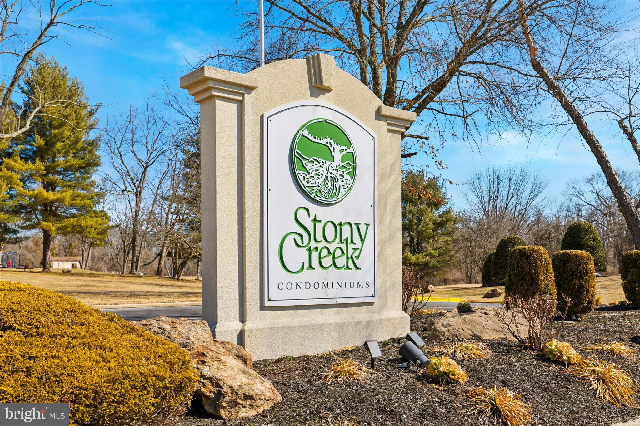 STONY CREEK - Residential