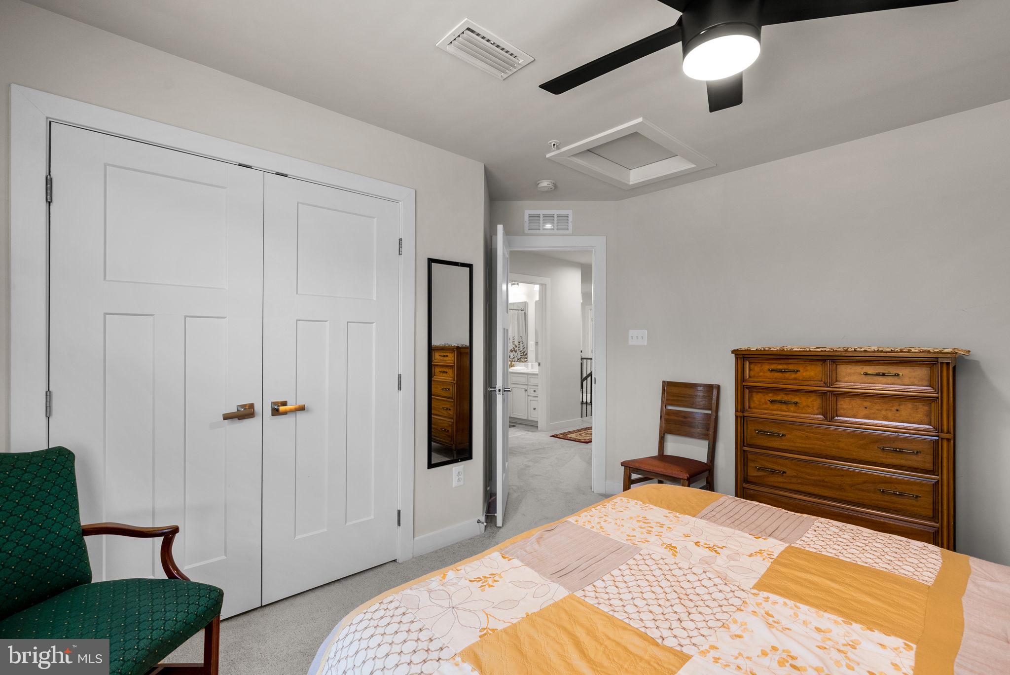 CHRISTOPHER POINTE - Residential