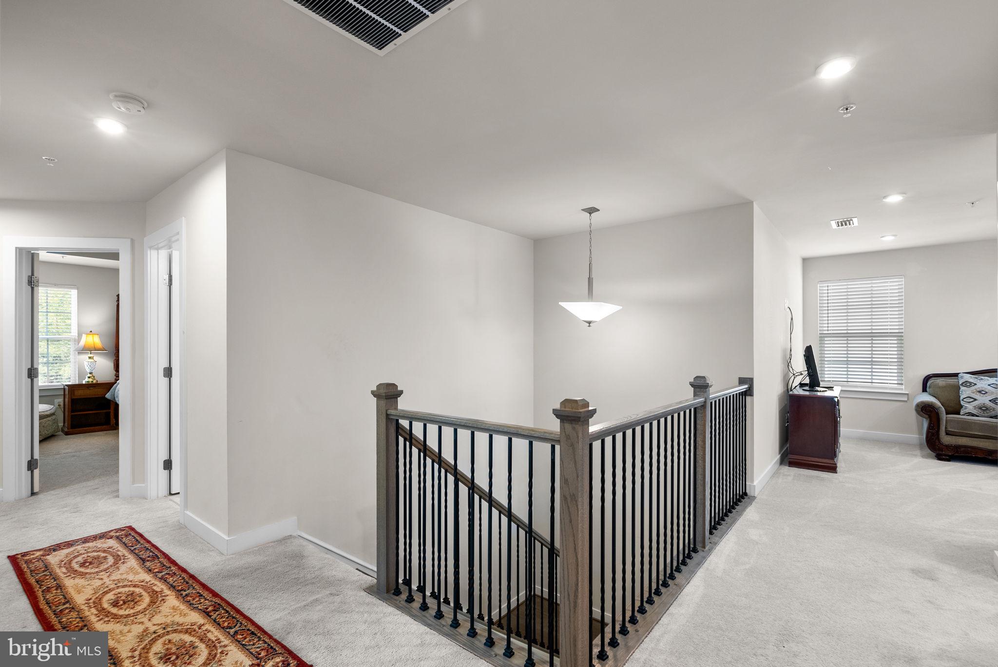 CHRISTOPHER POINTE - Residential