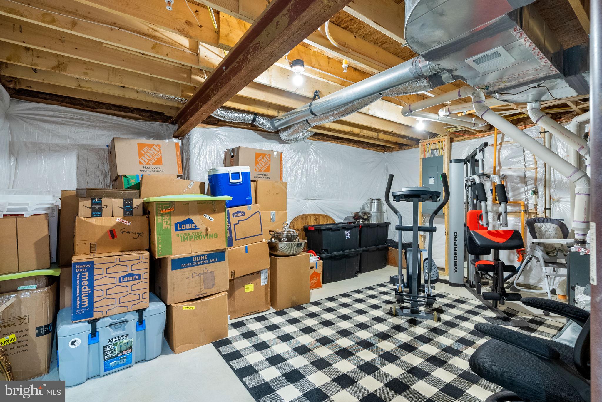 CHRISTOPHER POINTE - Residential