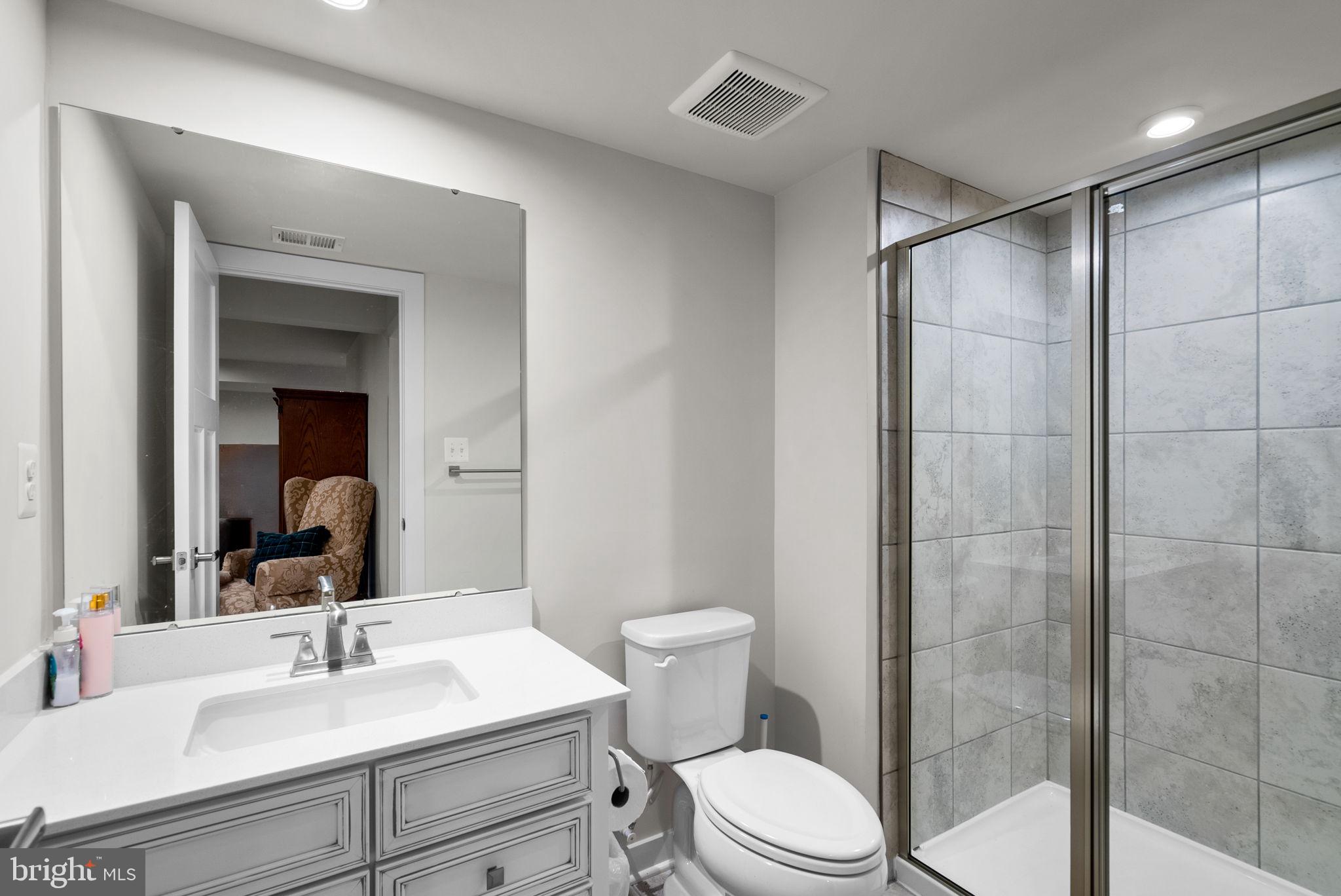 CHRISTOPHER POINTE - Residential