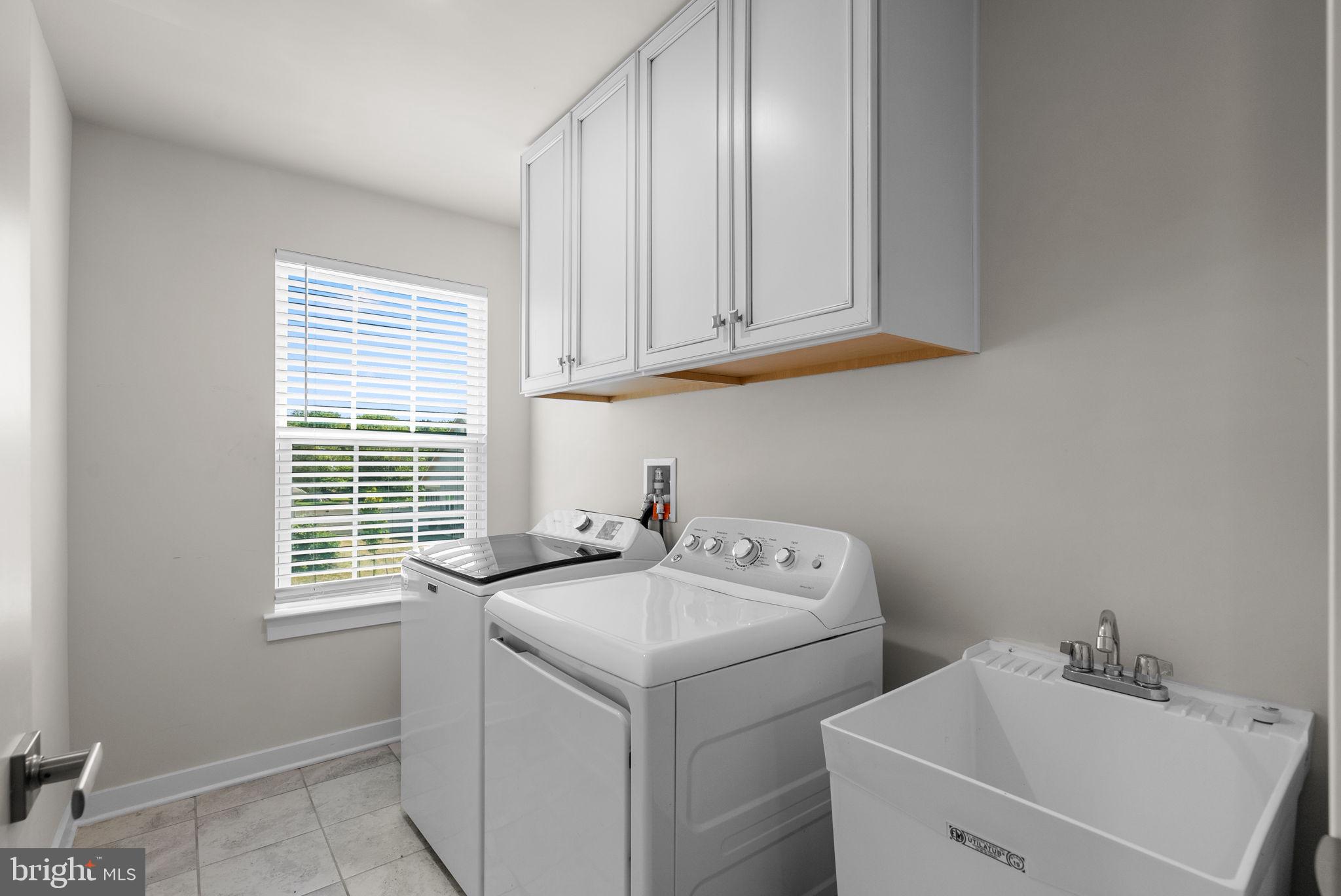 CHRISTOPHER POINTE - Residential