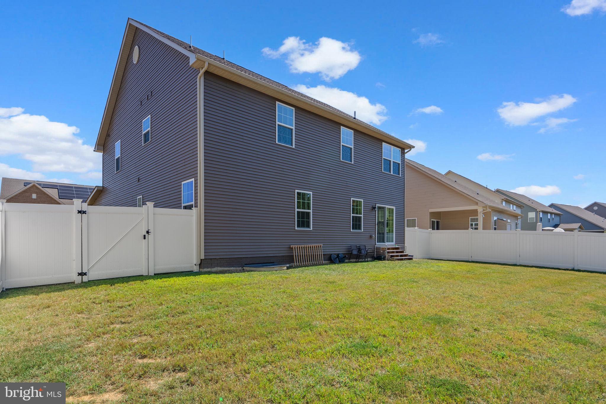 CHRISTOPHER POINTE - Residential