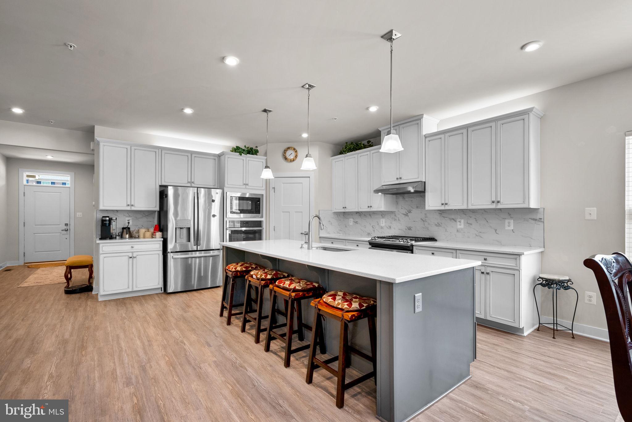 CHRISTOPHER POINTE - Residential