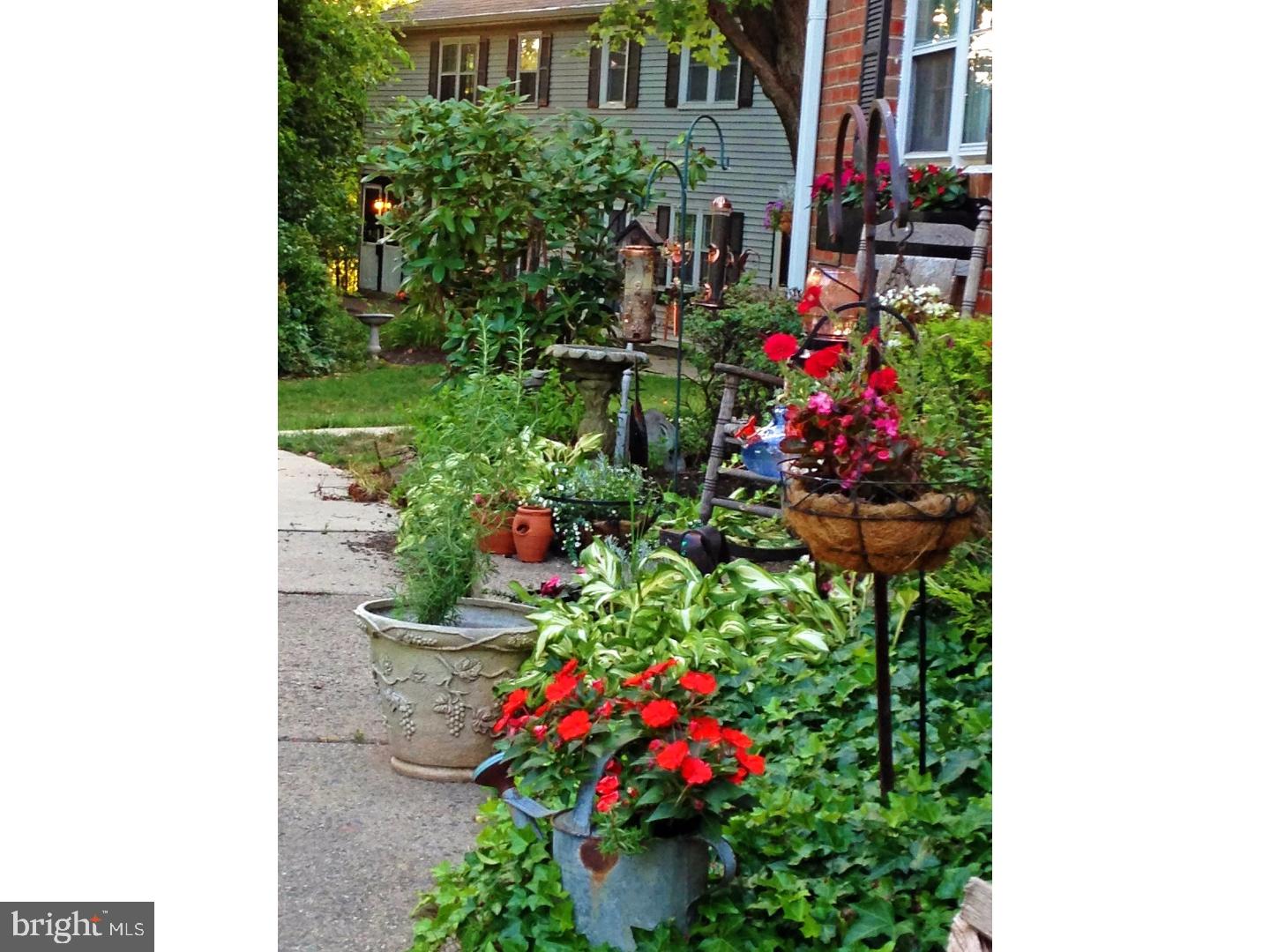 YARDLEY COMMONS - Residential