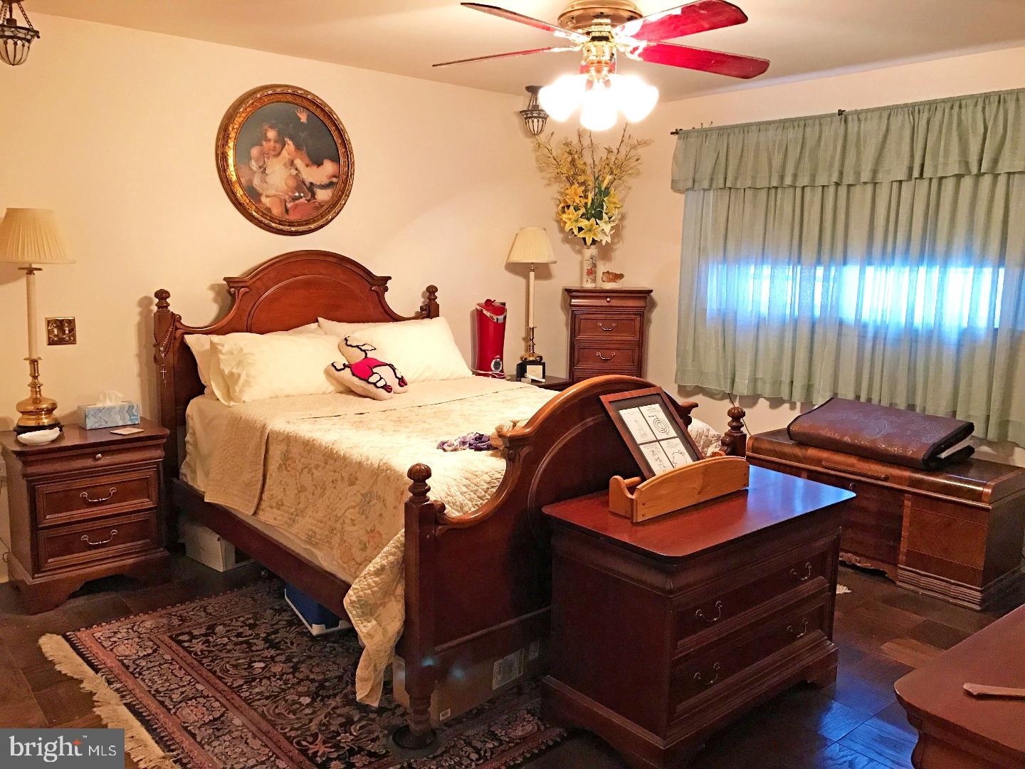 YARDLEY COMMONS - Residential