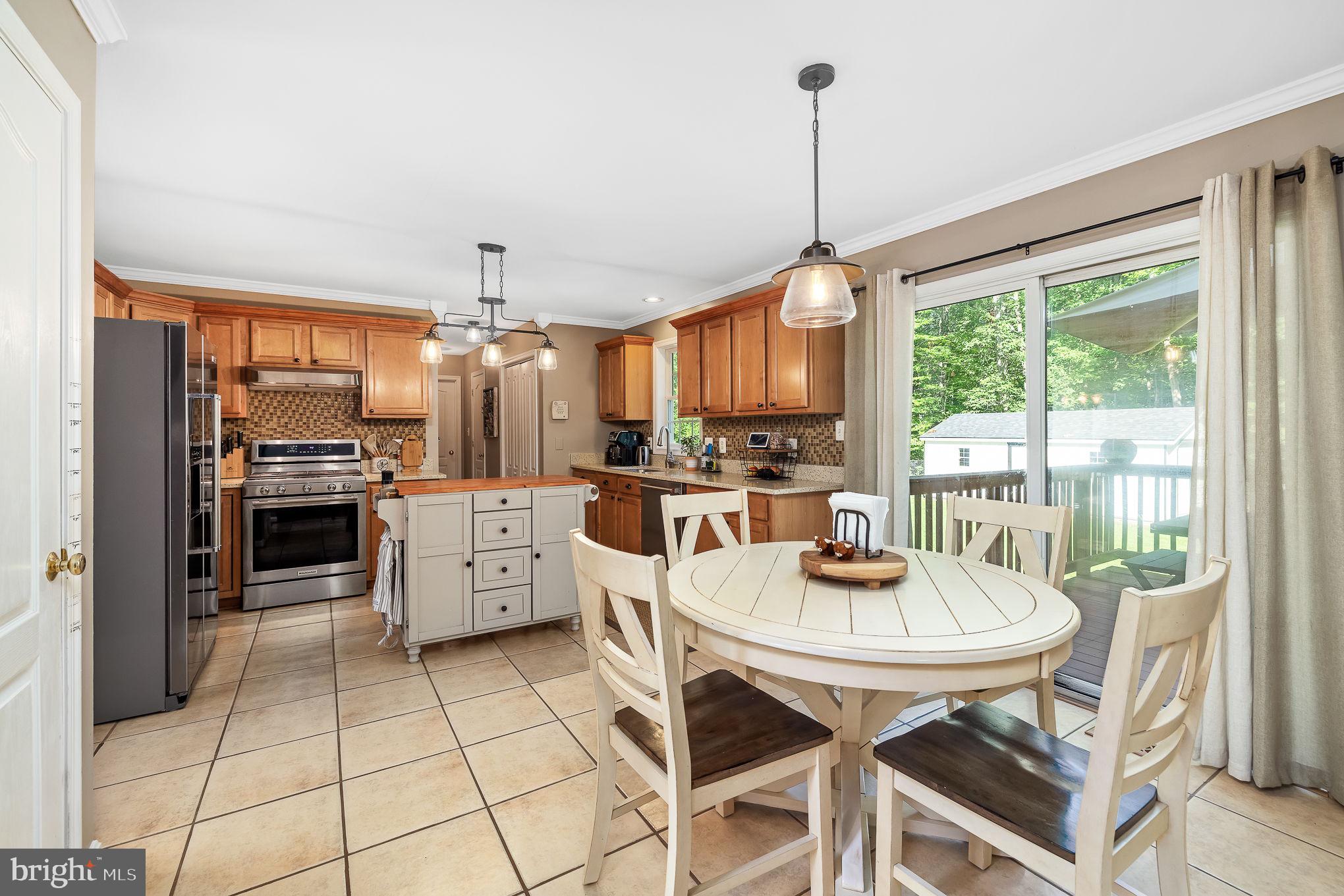 FLINT HILL STATION - Residential