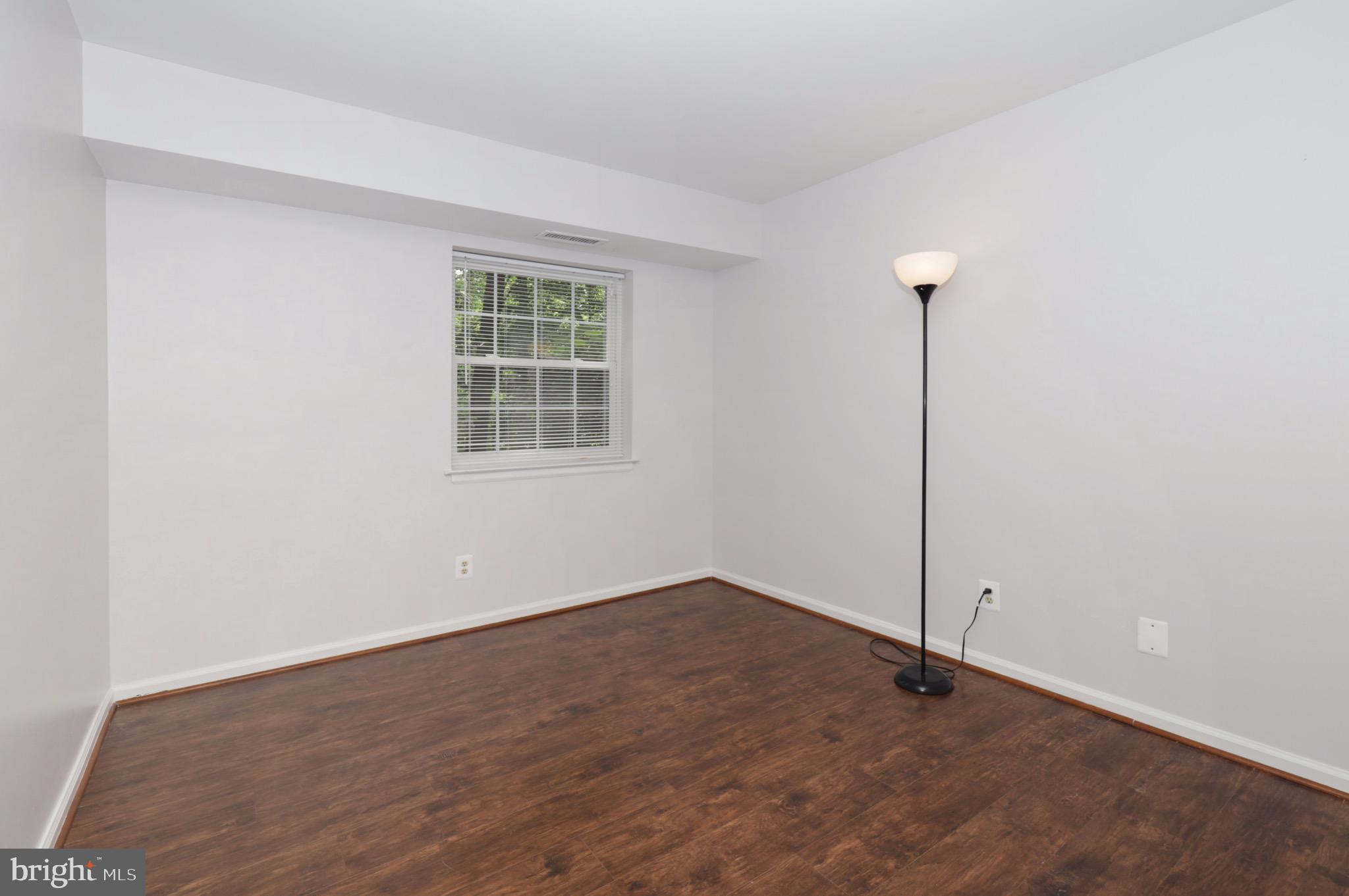 BURKE COVE - Residential