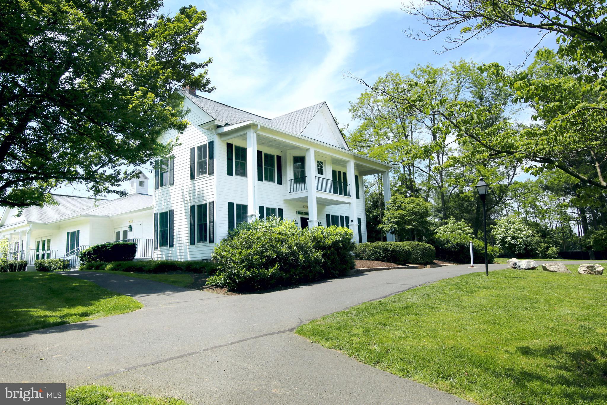 BURKE COVE - Residential