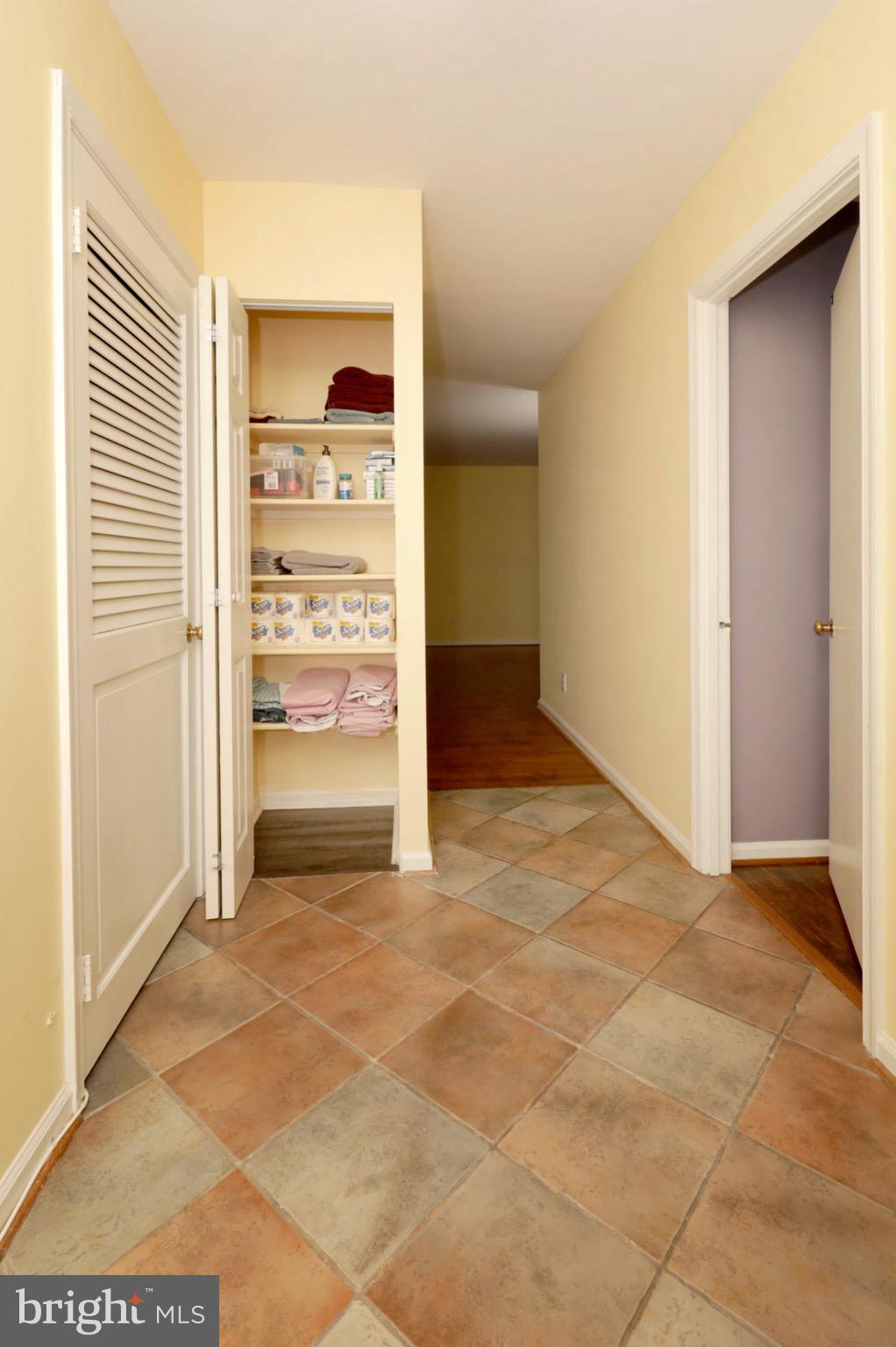 BURKE COVE - Residential